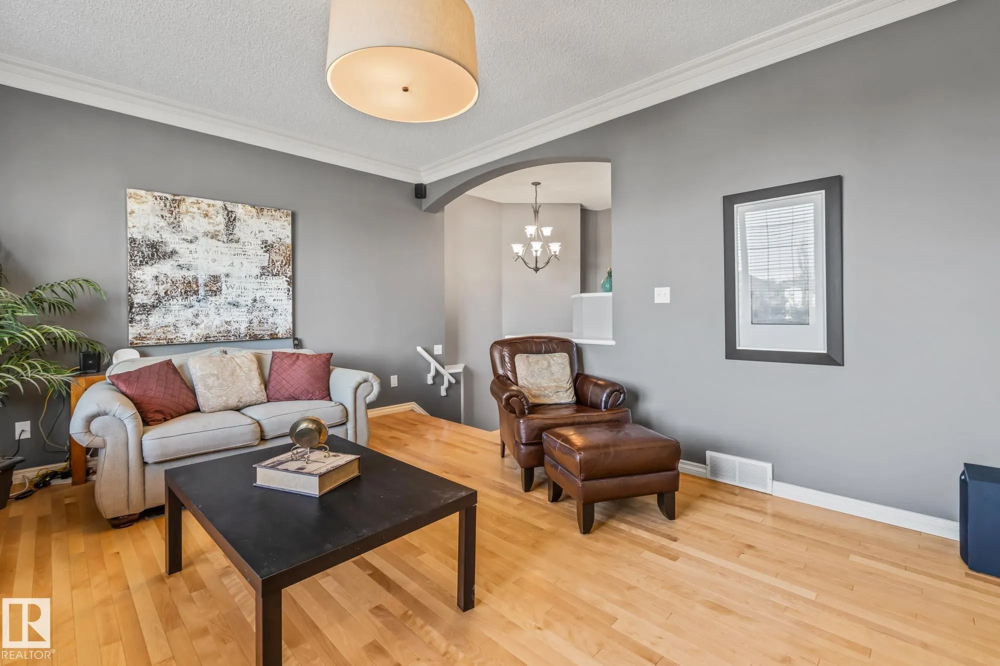 36 DAULTON Crescent