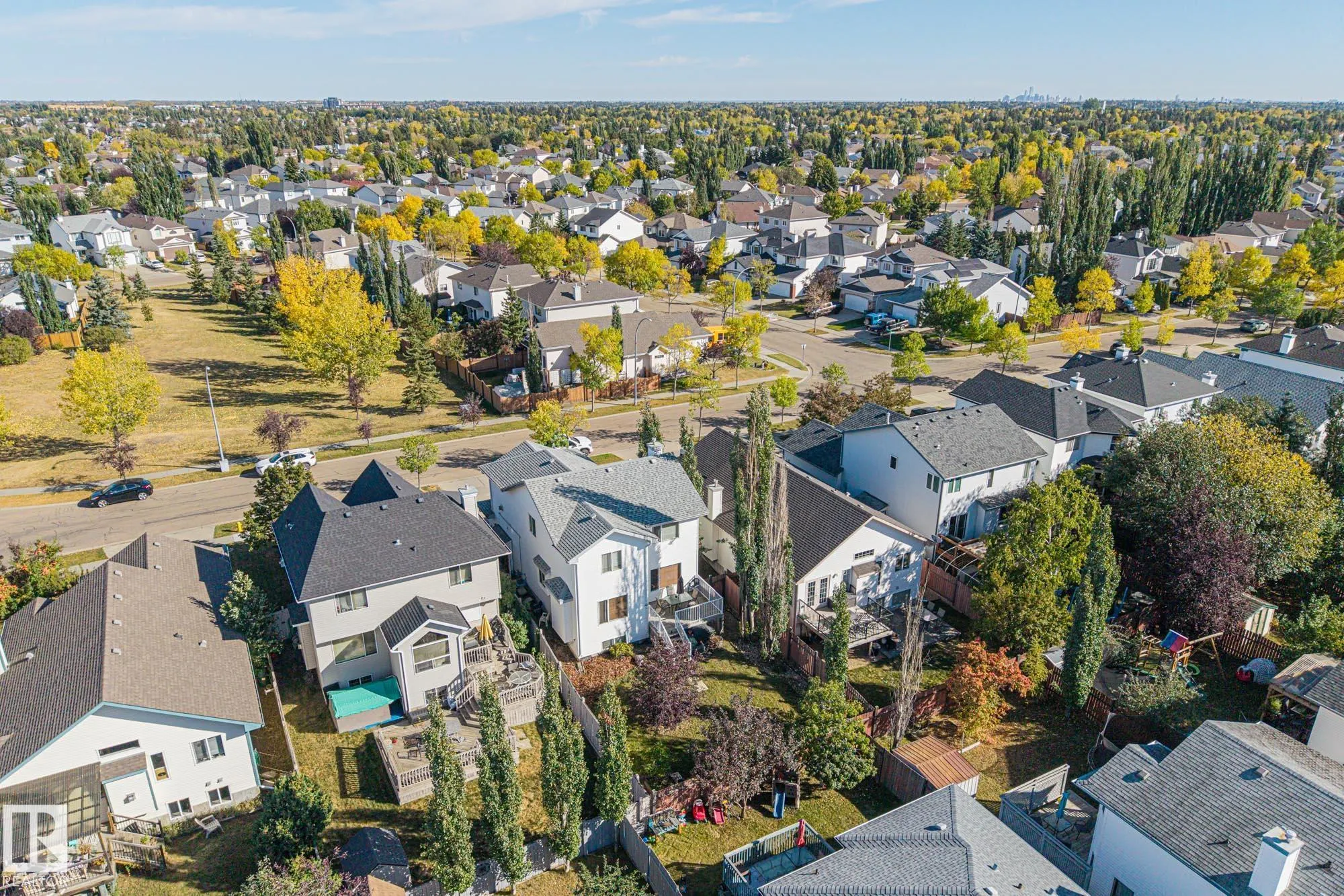36 DAULTON Crescent