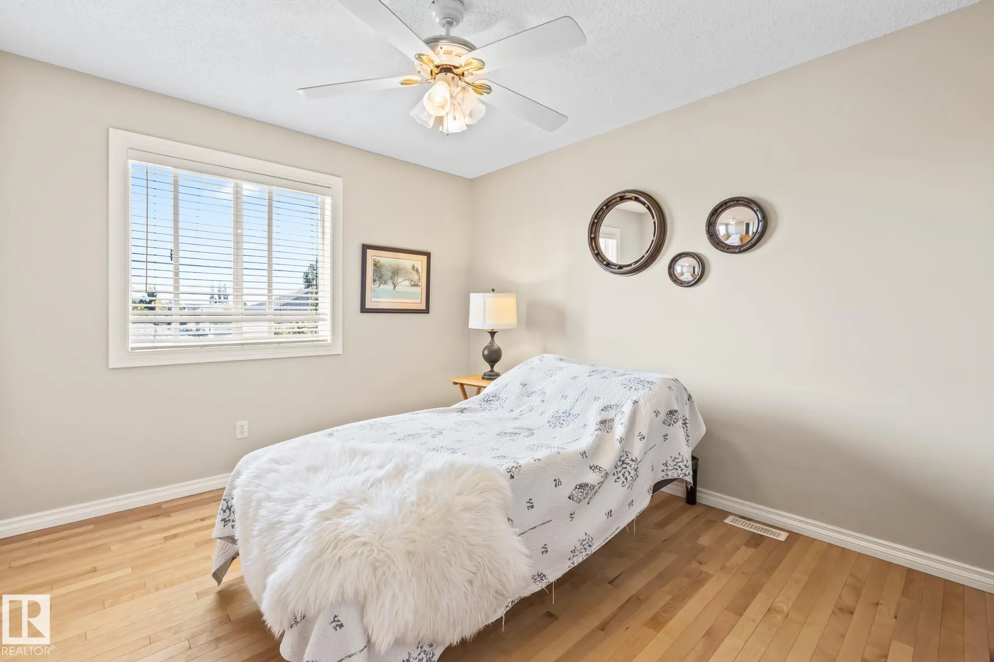 36 DAULTON Crescent