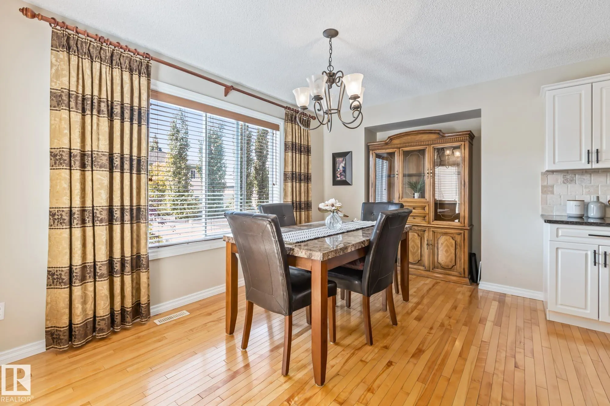 36 DAULTON Crescent