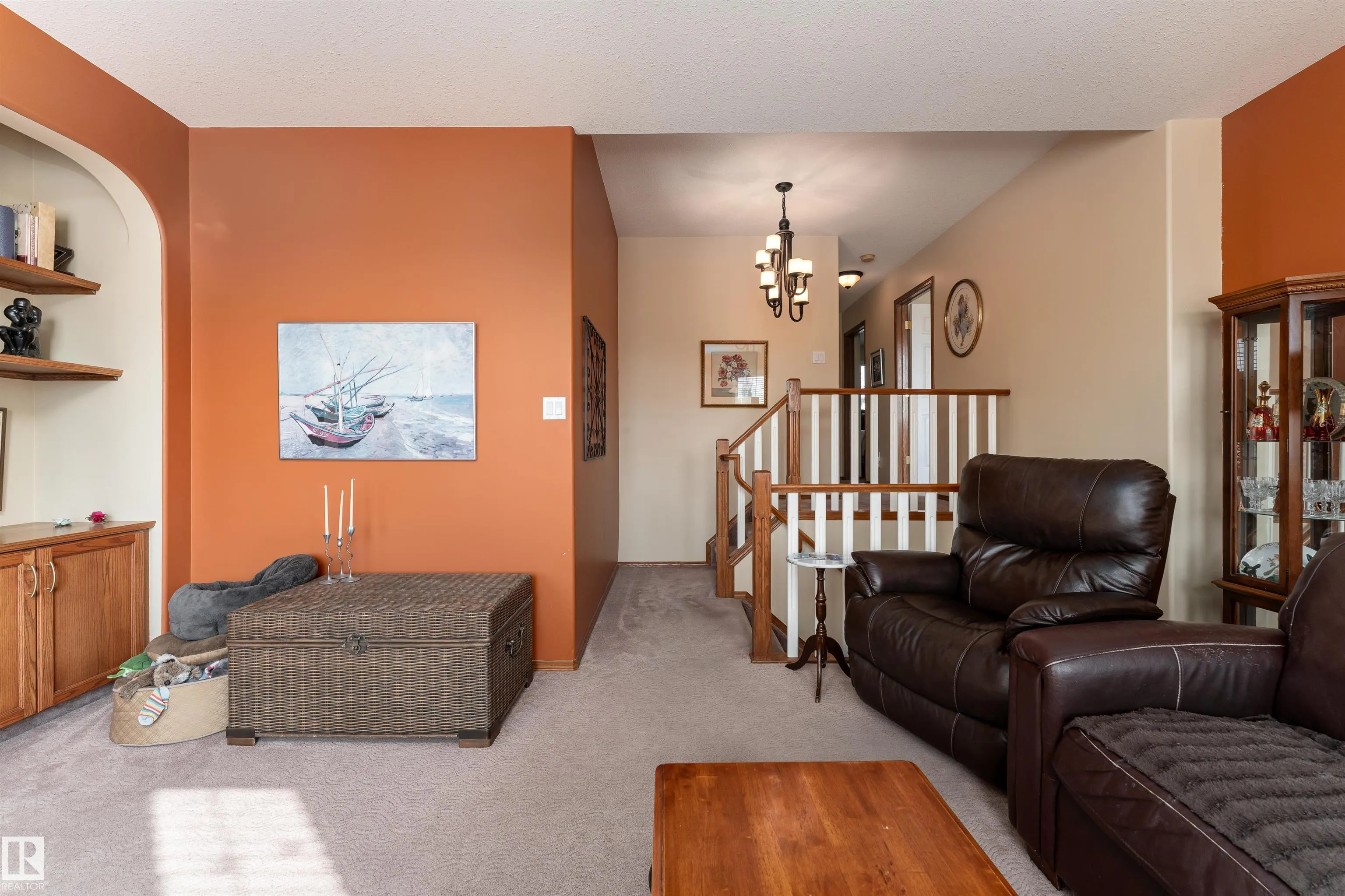 735 BALFOUR Close