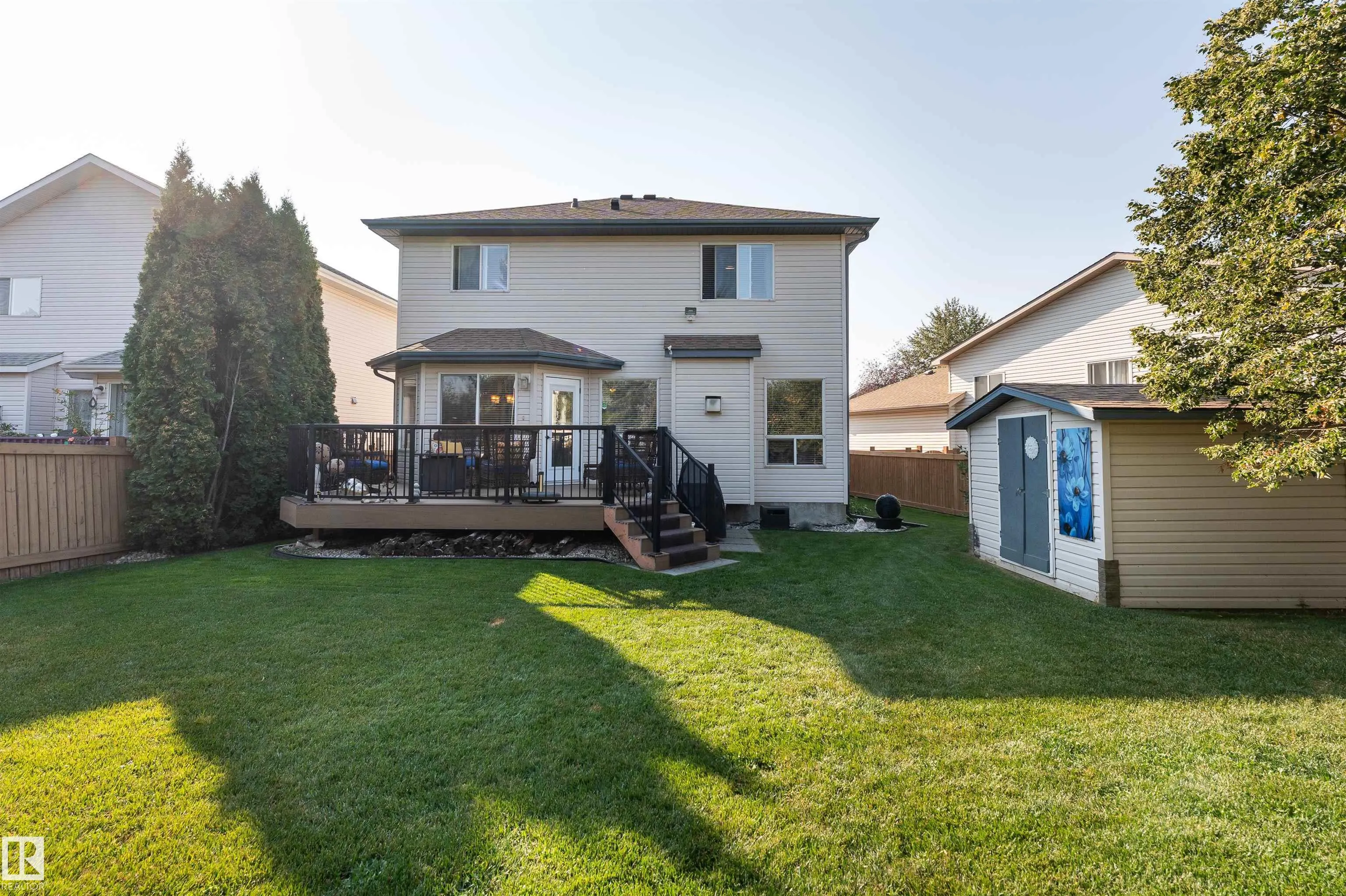 735 BALFOUR Close