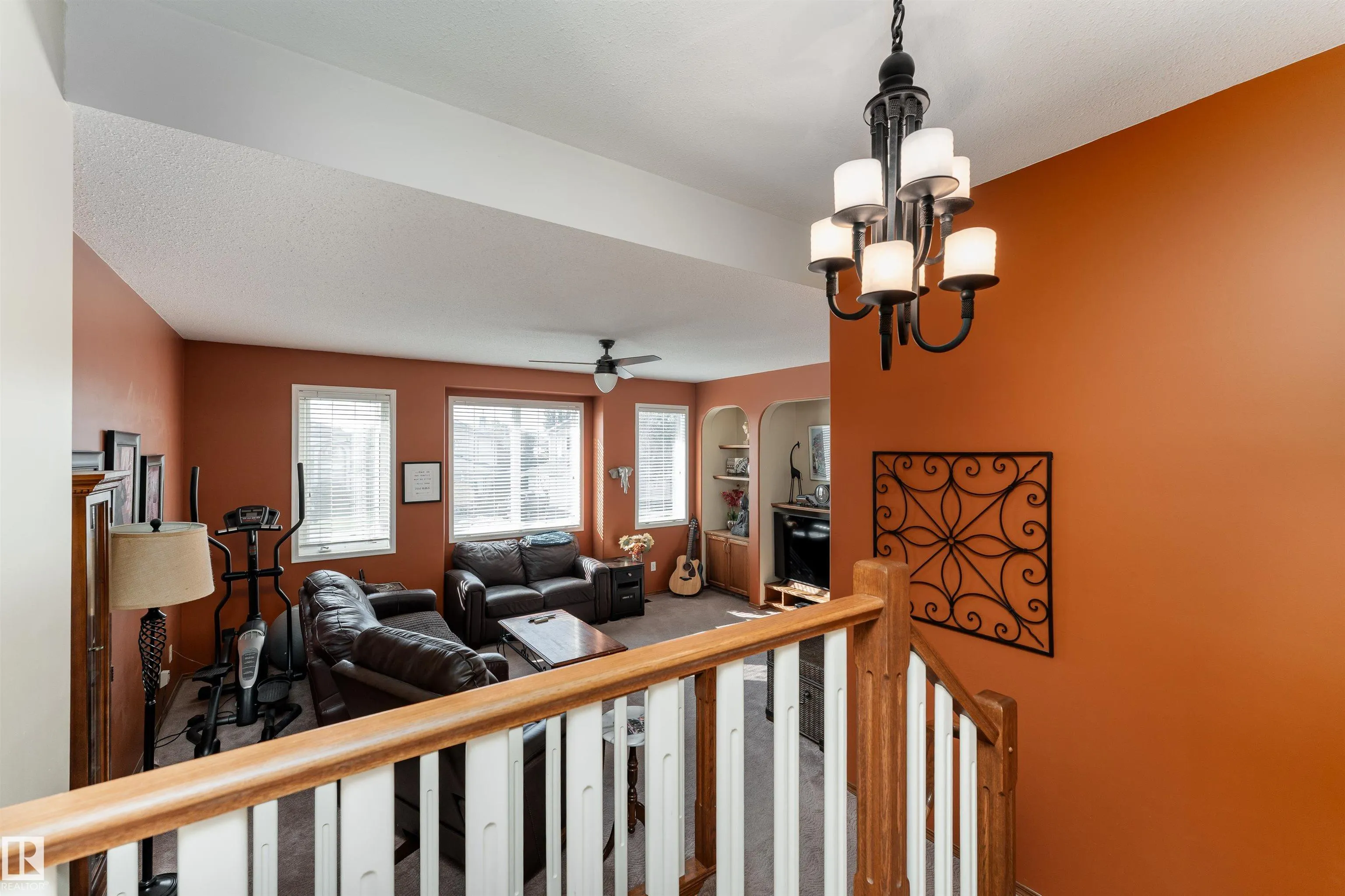 735 BALFOUR Close