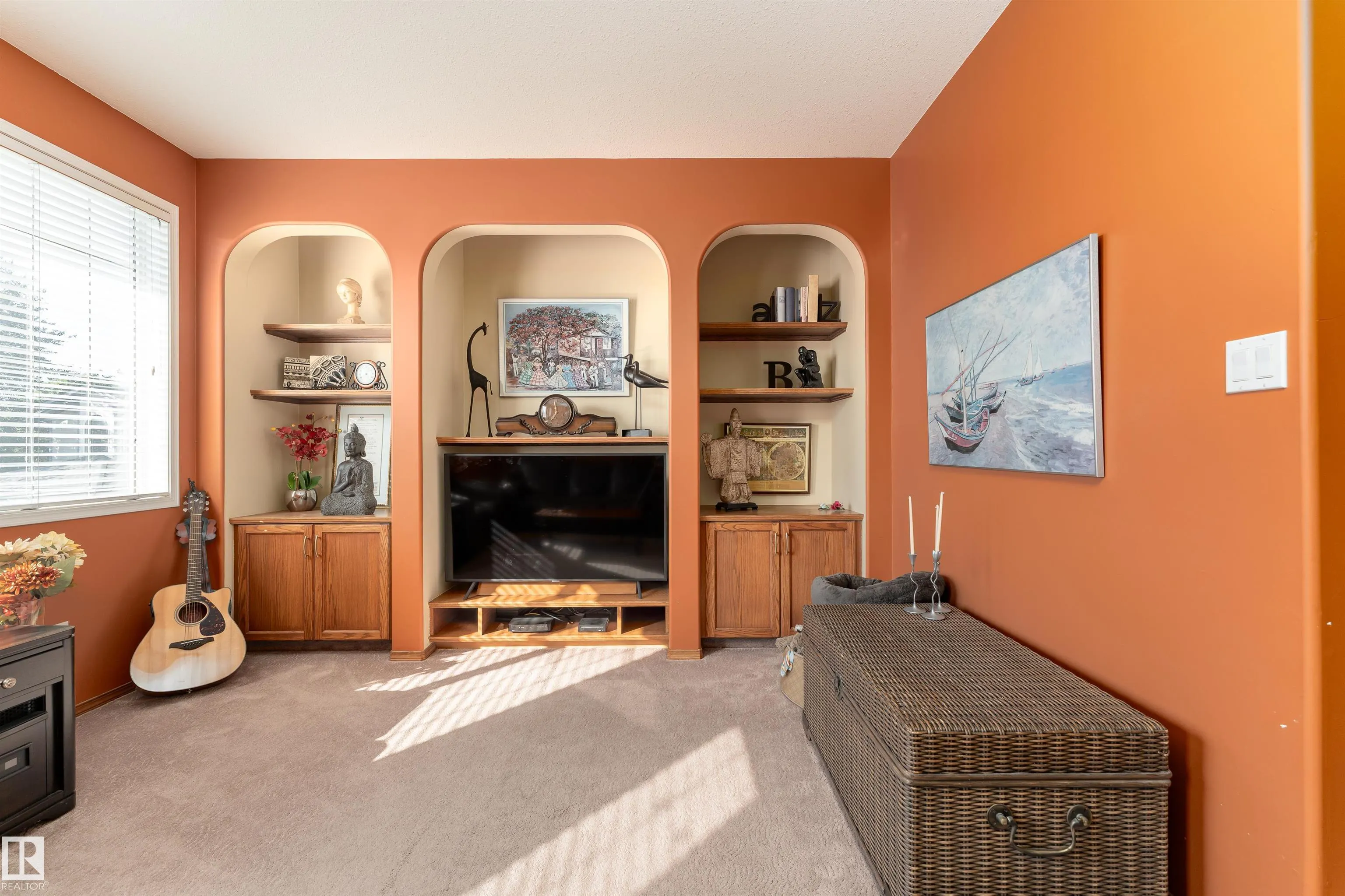 735 BALFOUR Close