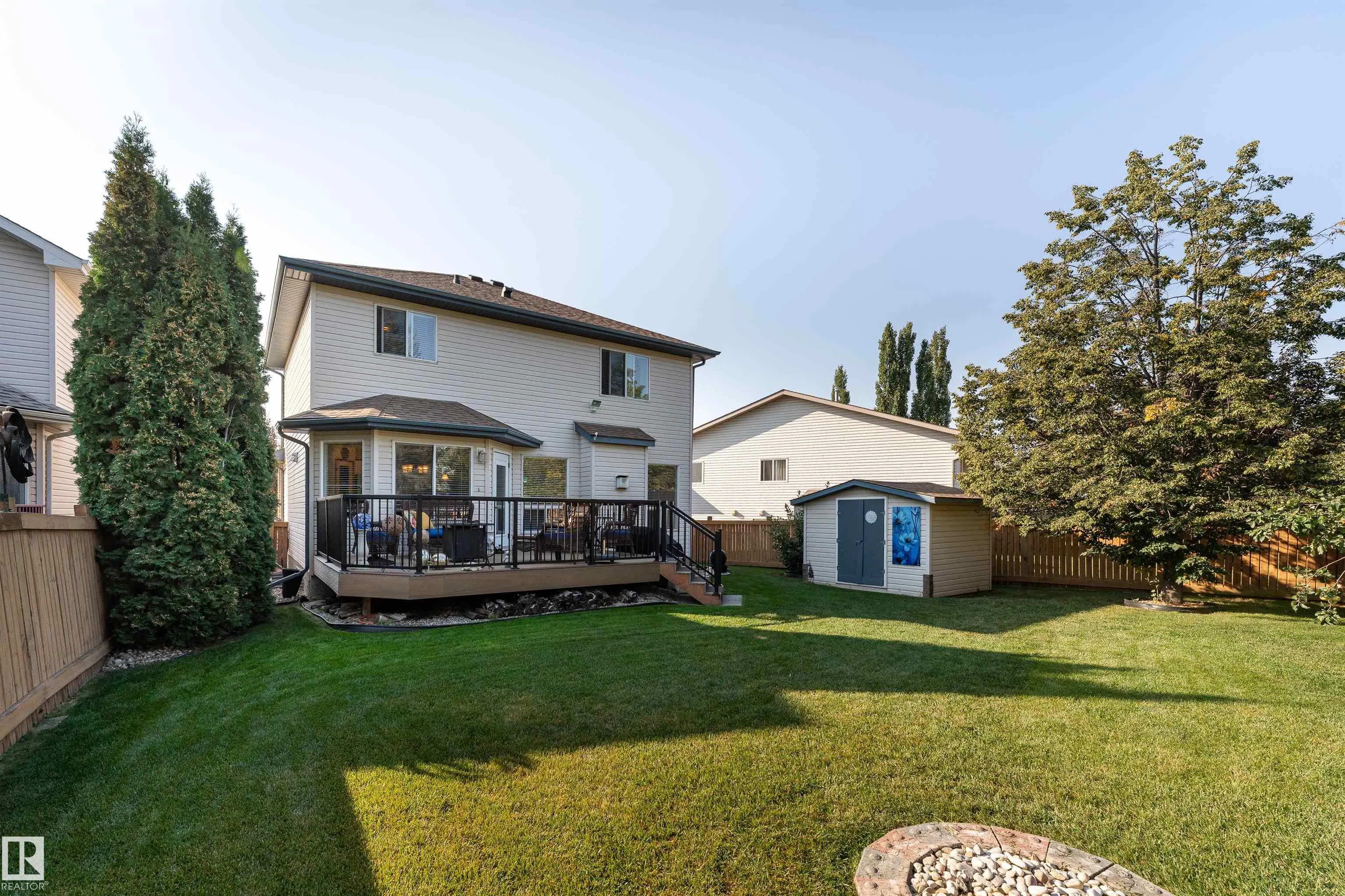735 BALFOUR Close