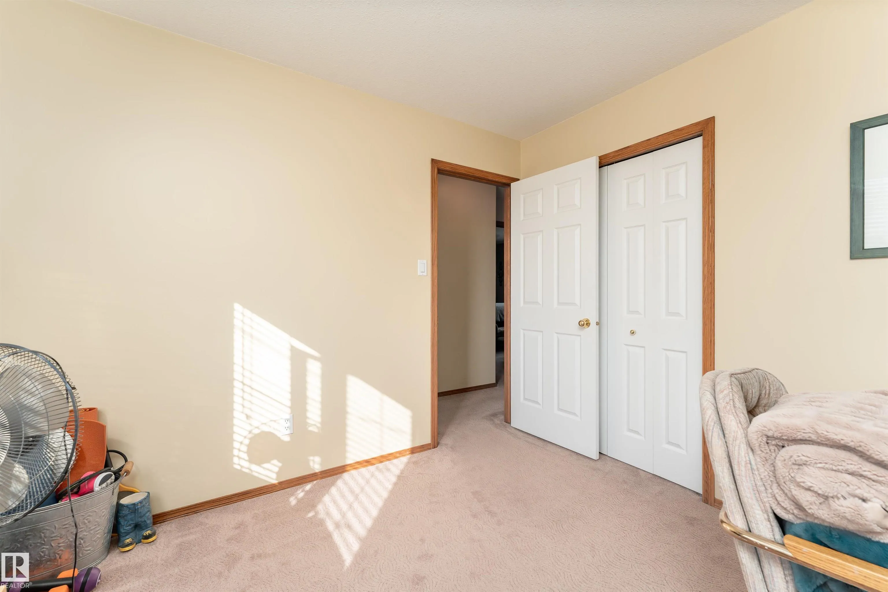735 BALFOUR Close
