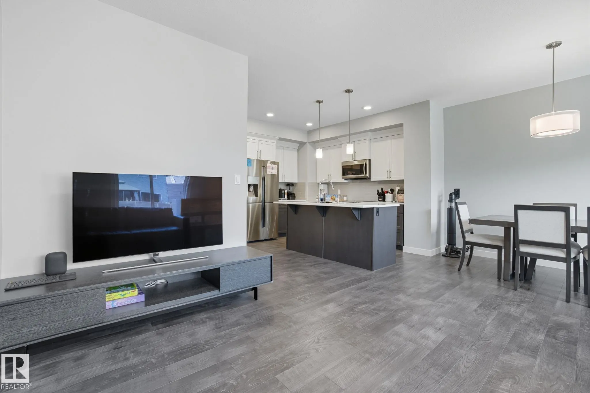 2849 KOSHAL Crescent
