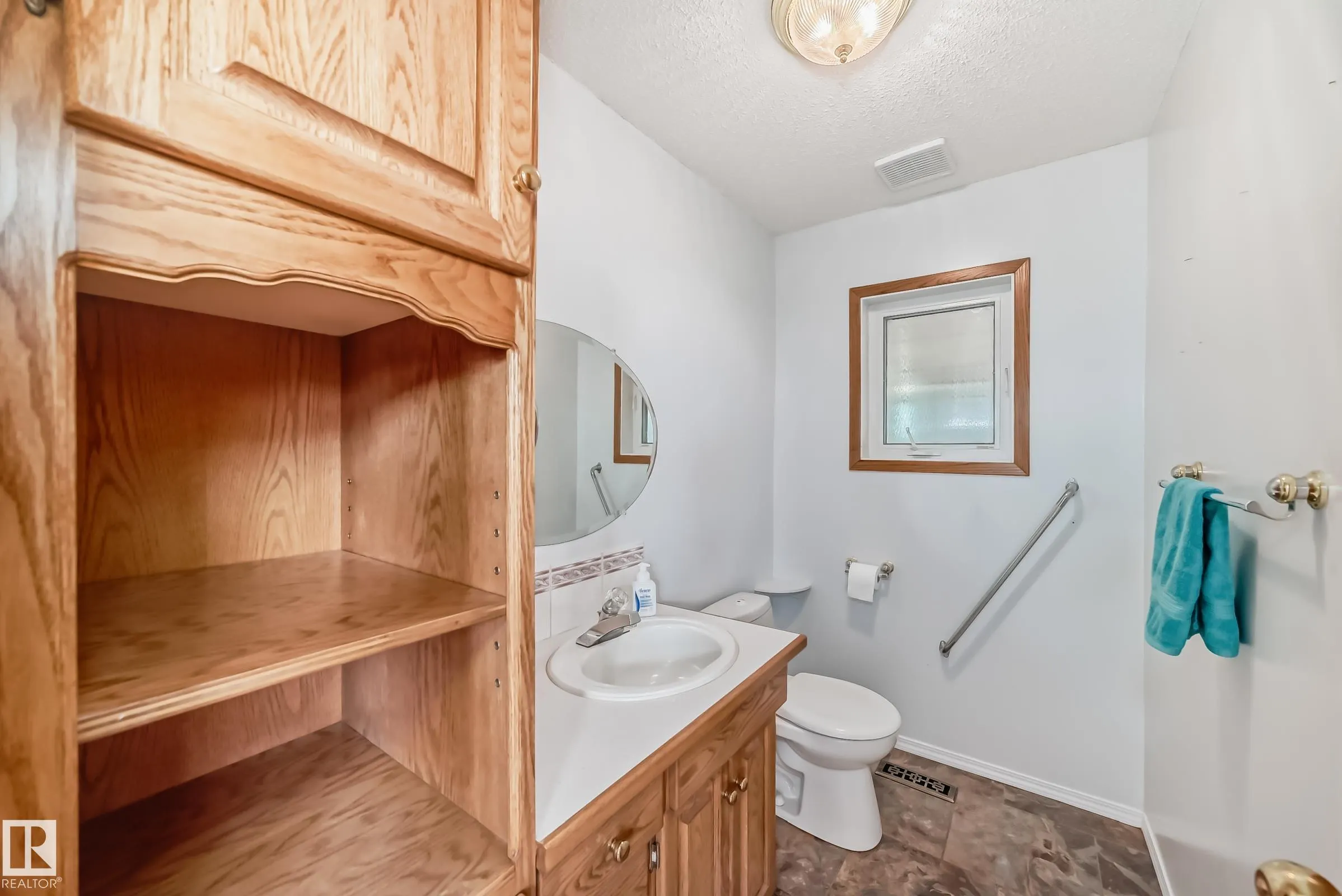 25027 TWP RD 484