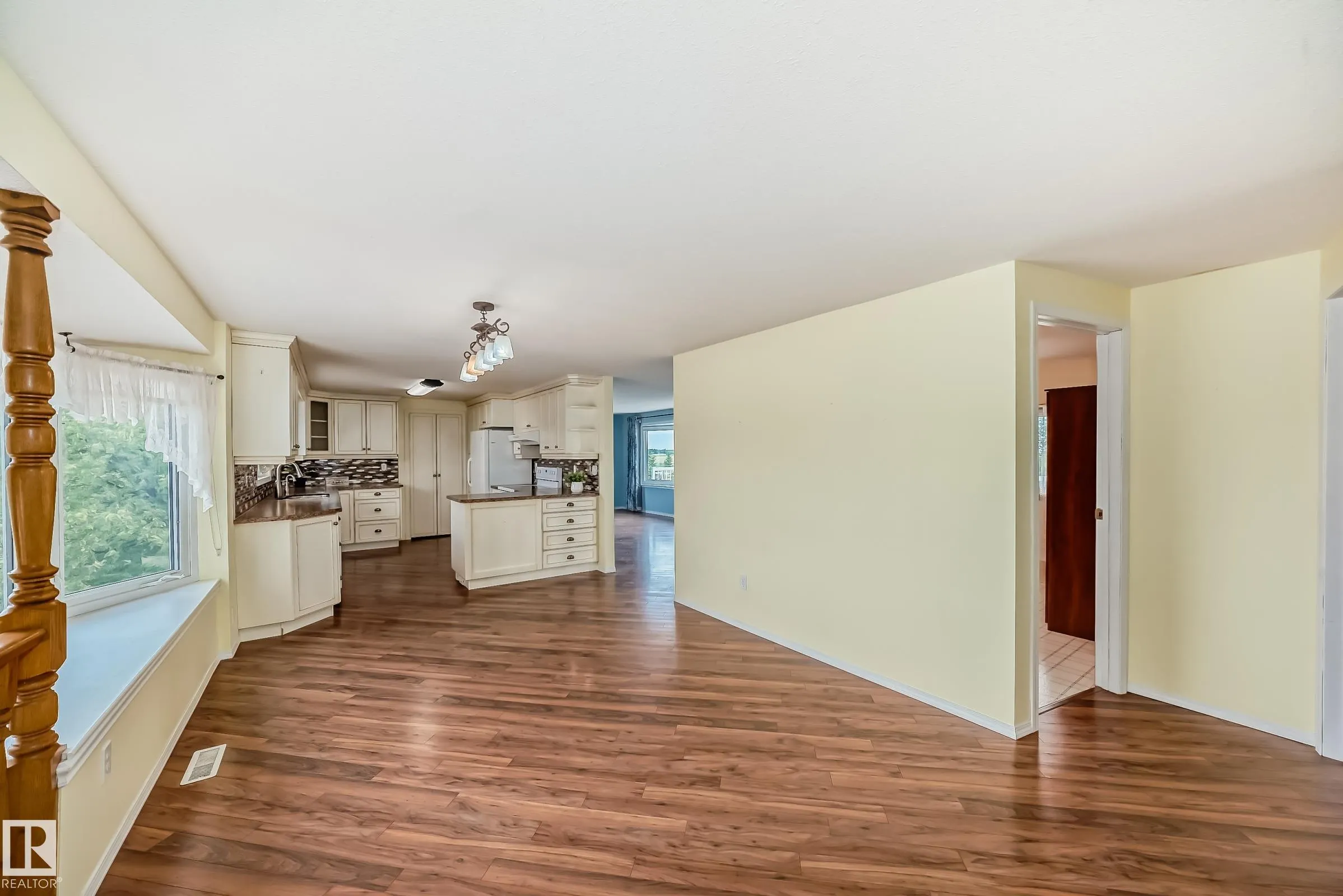 25027 TWP RD 484