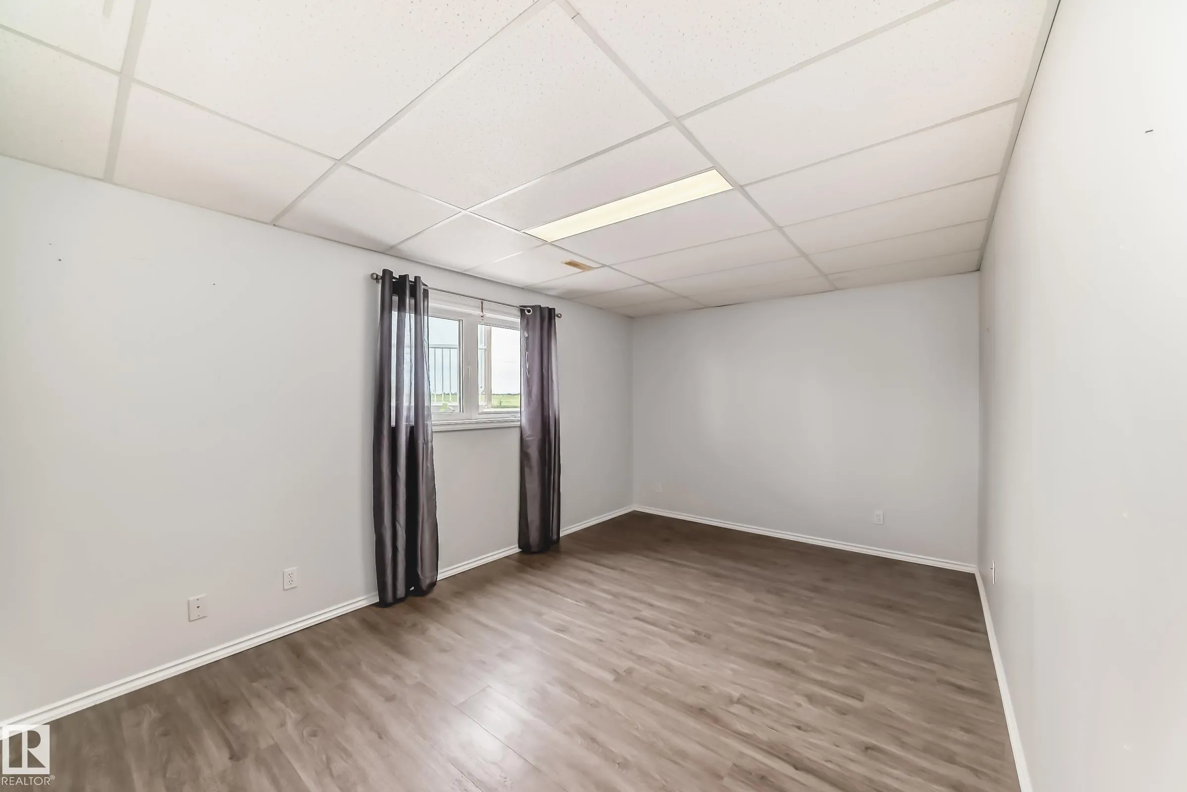 25027 TWP RD 484