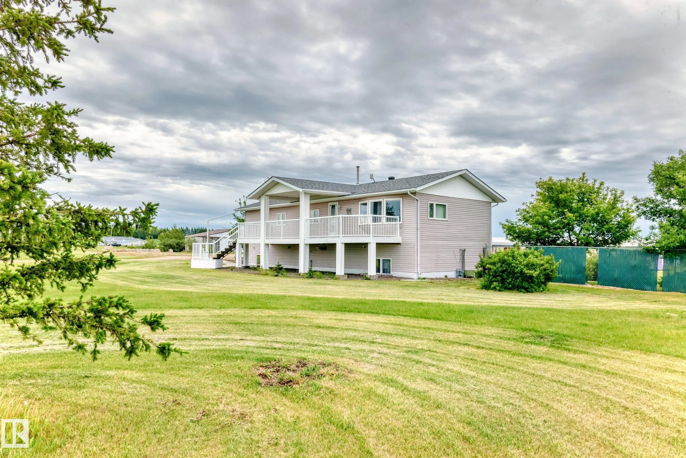 25027 TWP RD 484