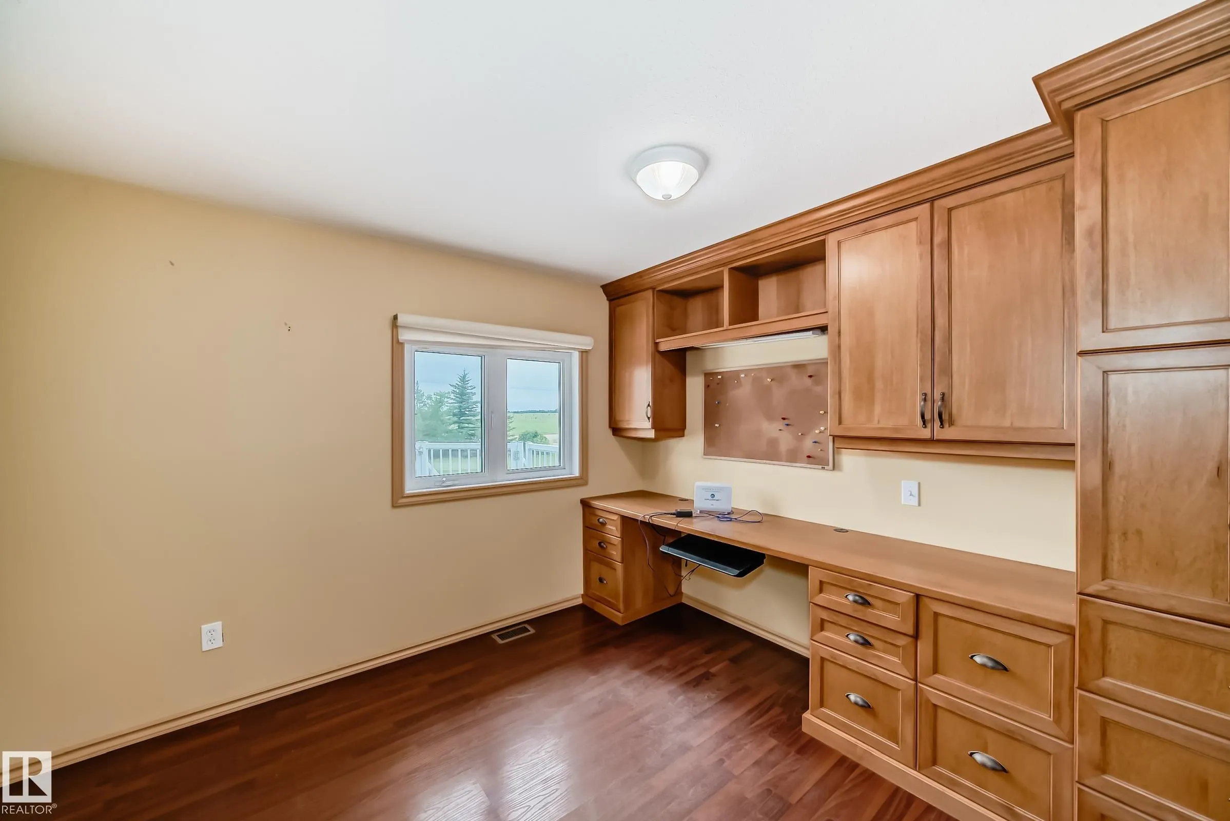 25027 TWP RD 484