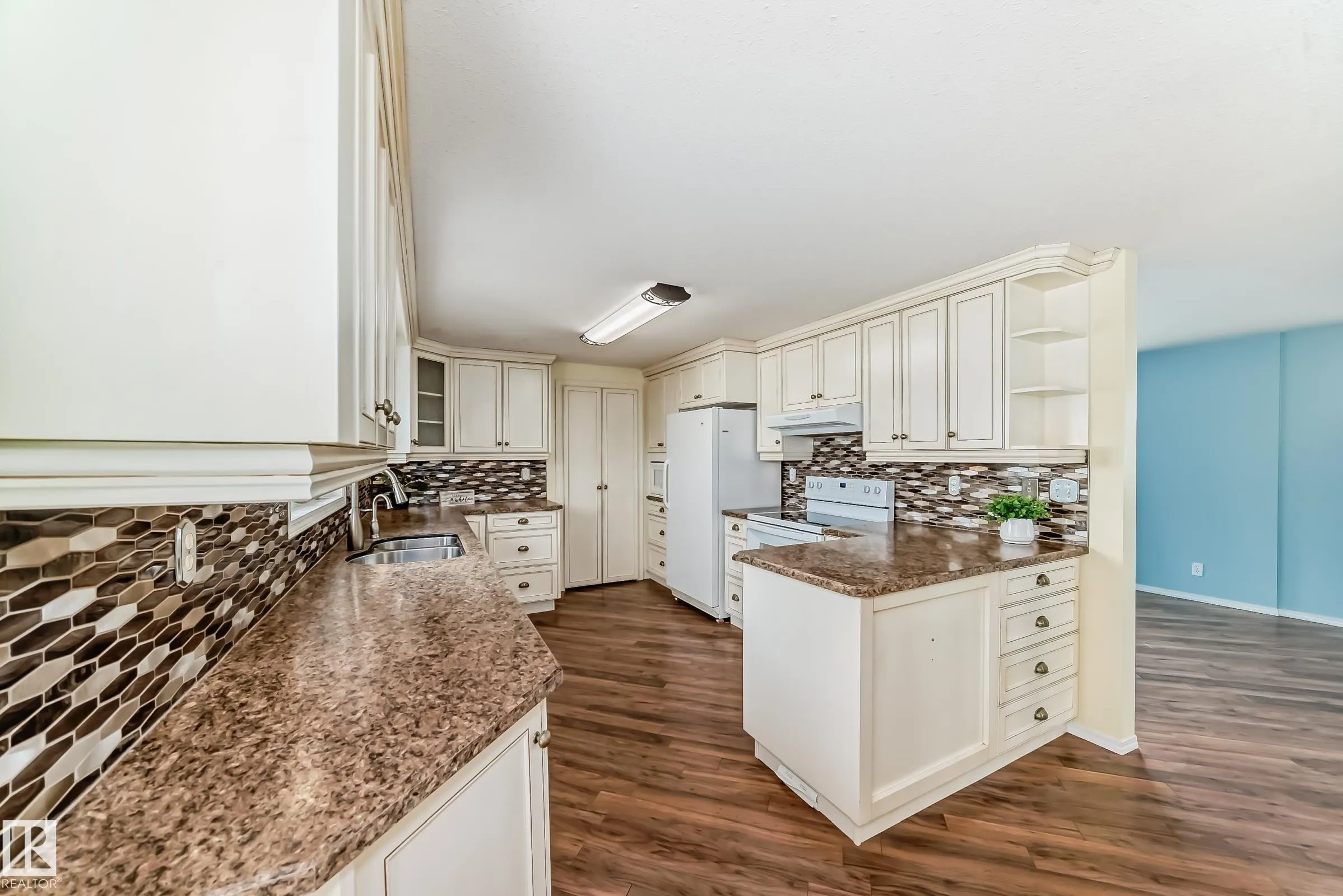 25027 TWP RD 484