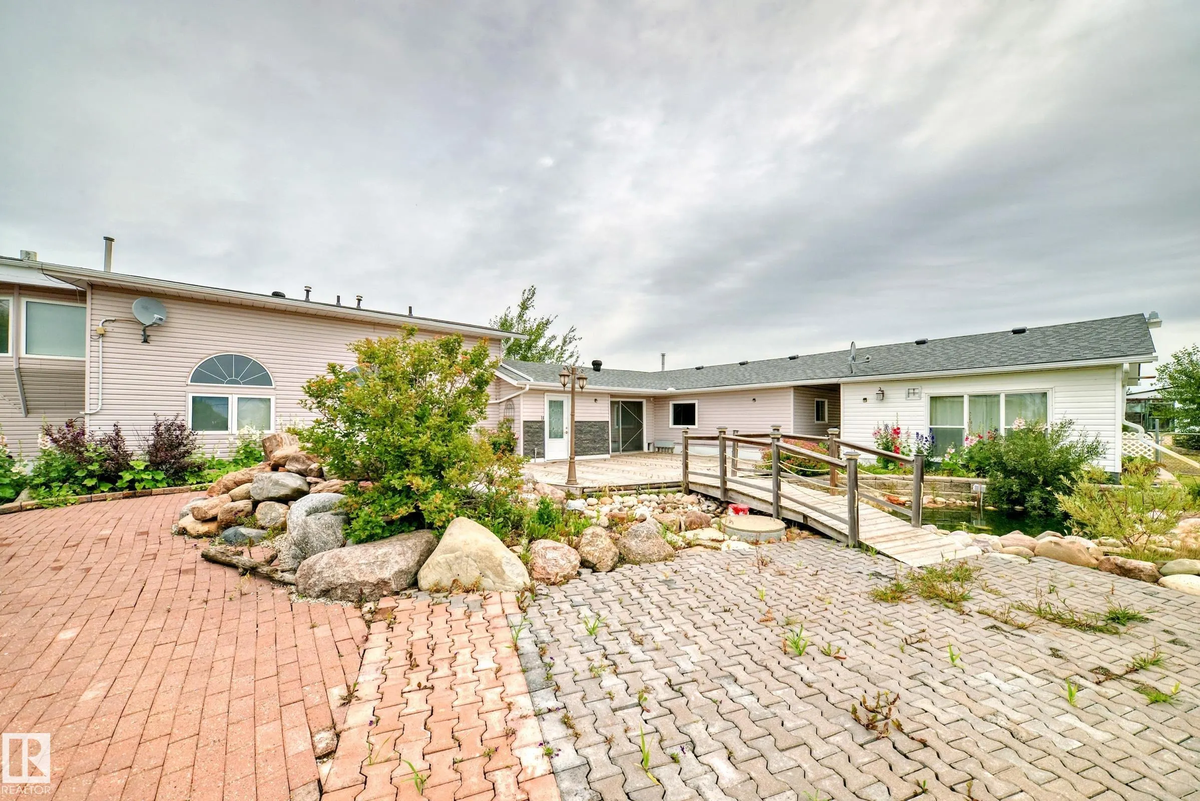 25027 TWP RD 484