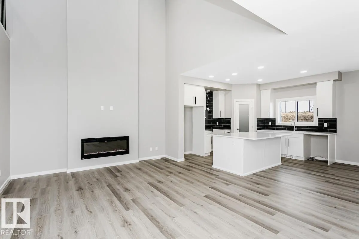 2363 EGRET Way