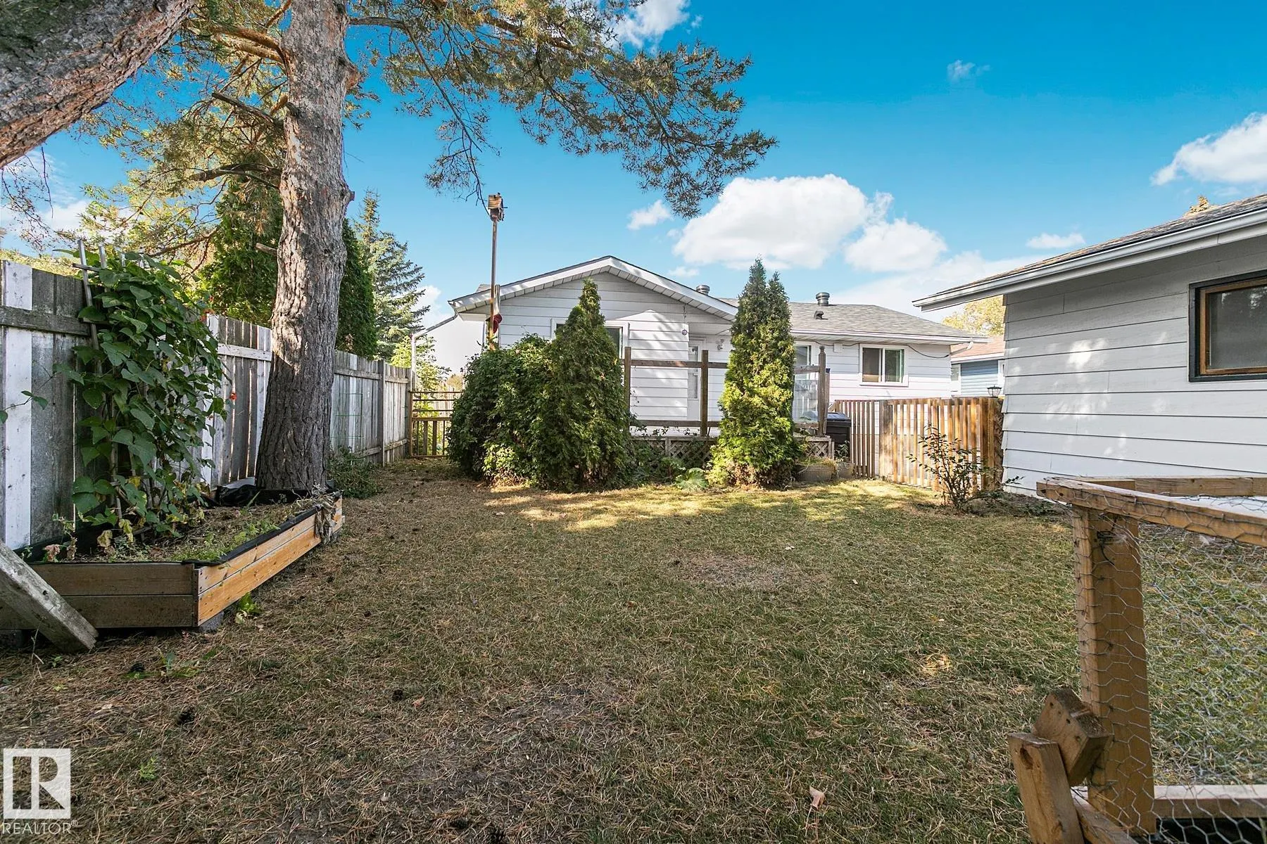 3 WILSON Crescent