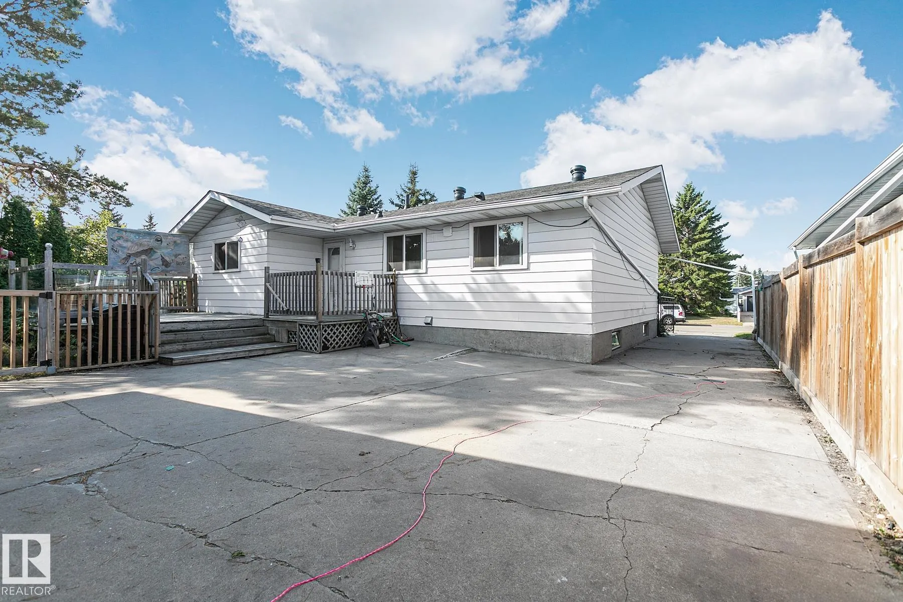 3 WILSON Crescent