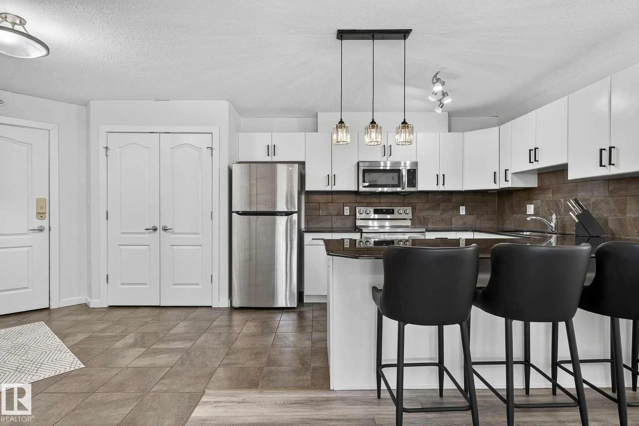 278 SUDER GREENS Drive