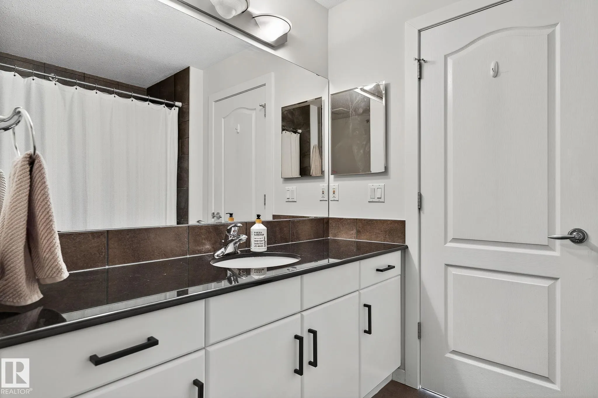 278 SUDER GREENS Drive