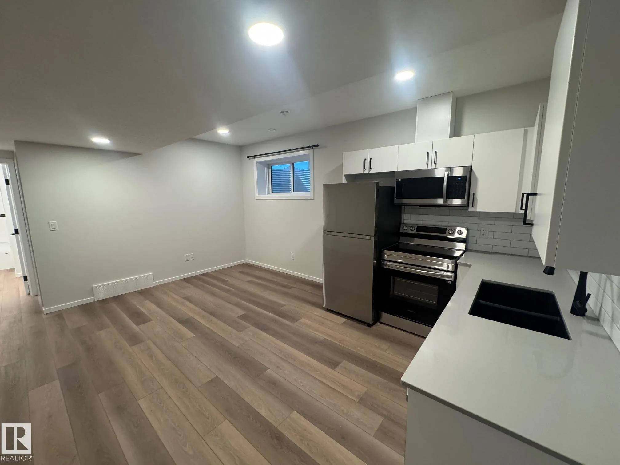 19 SERENO Lane