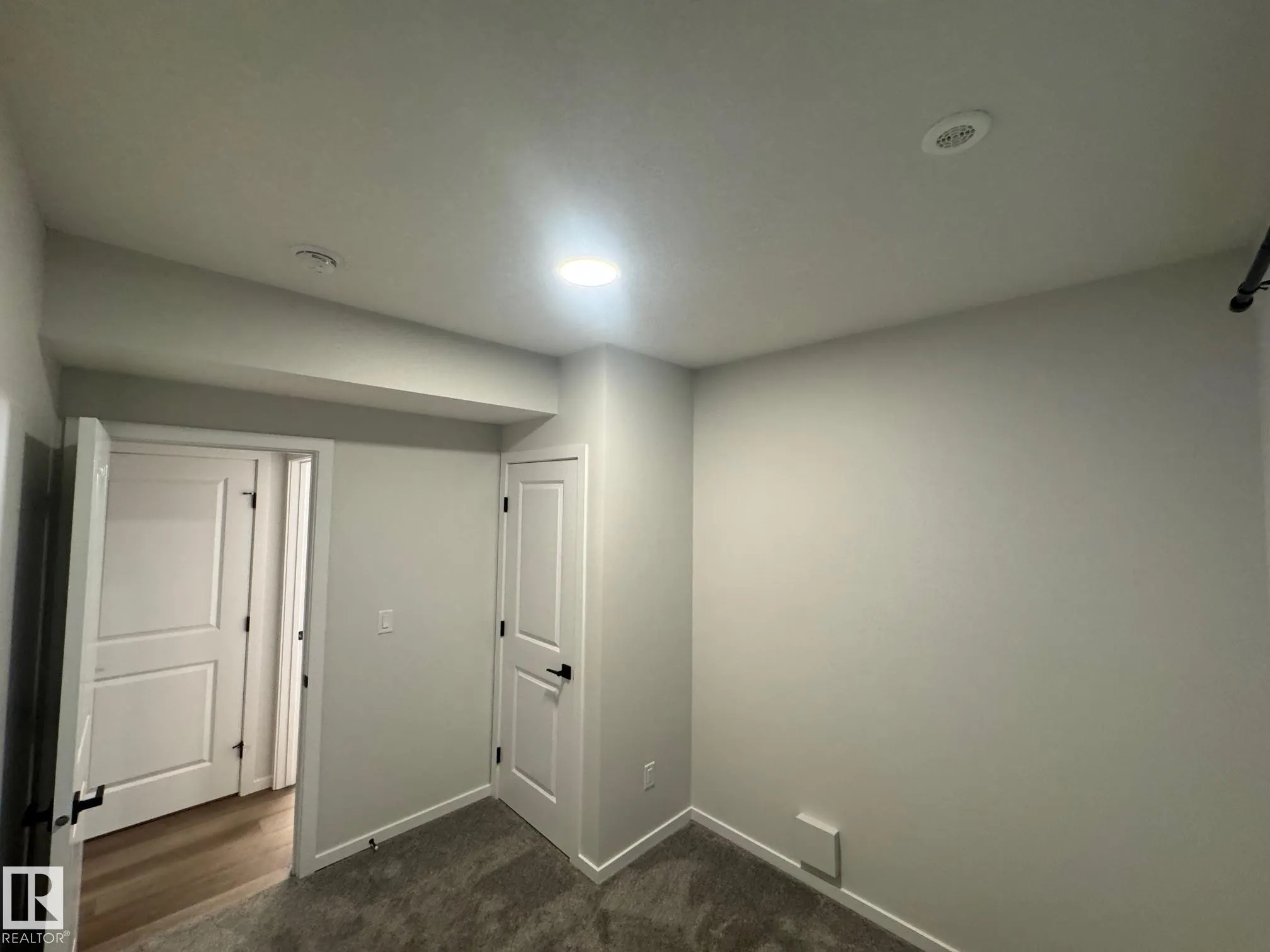 19 SERENO Lane