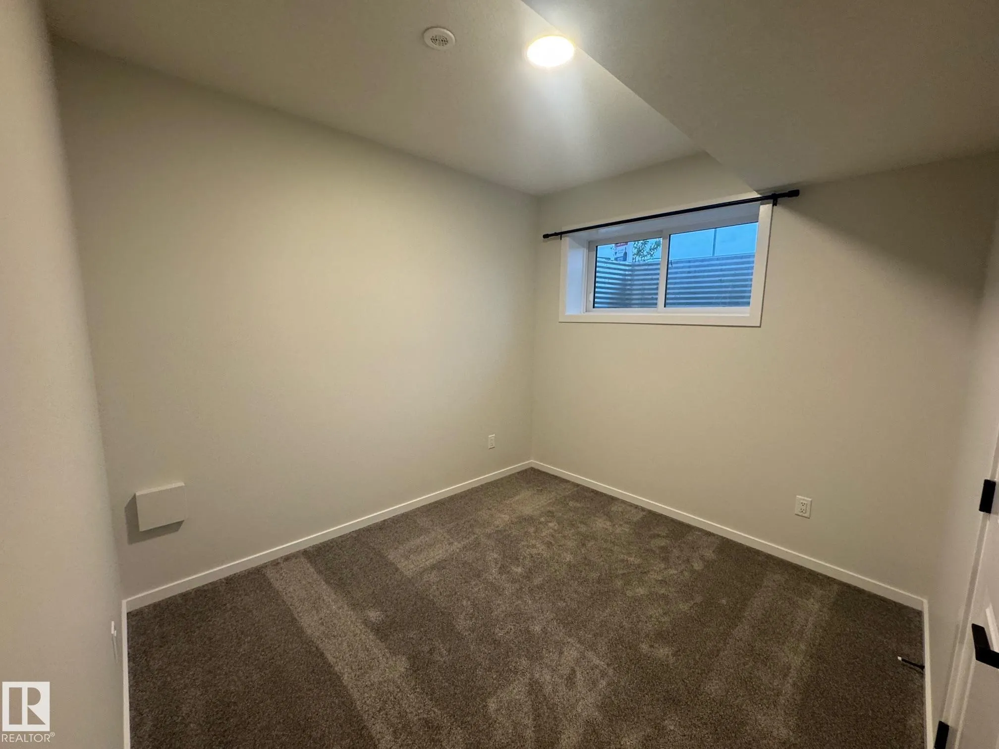 19 SERENO Lane