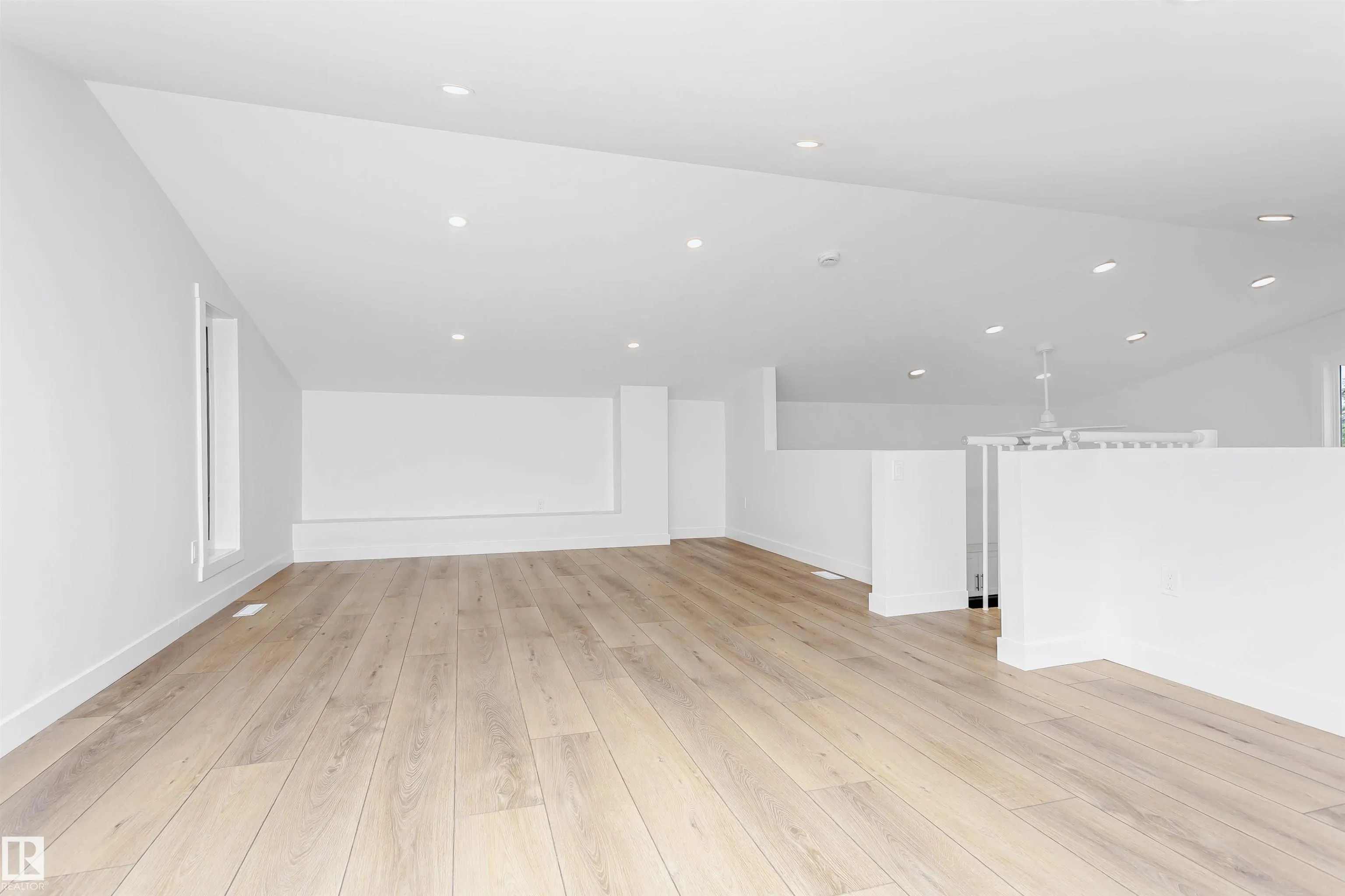 24, 55022 STE. ANNE Trail