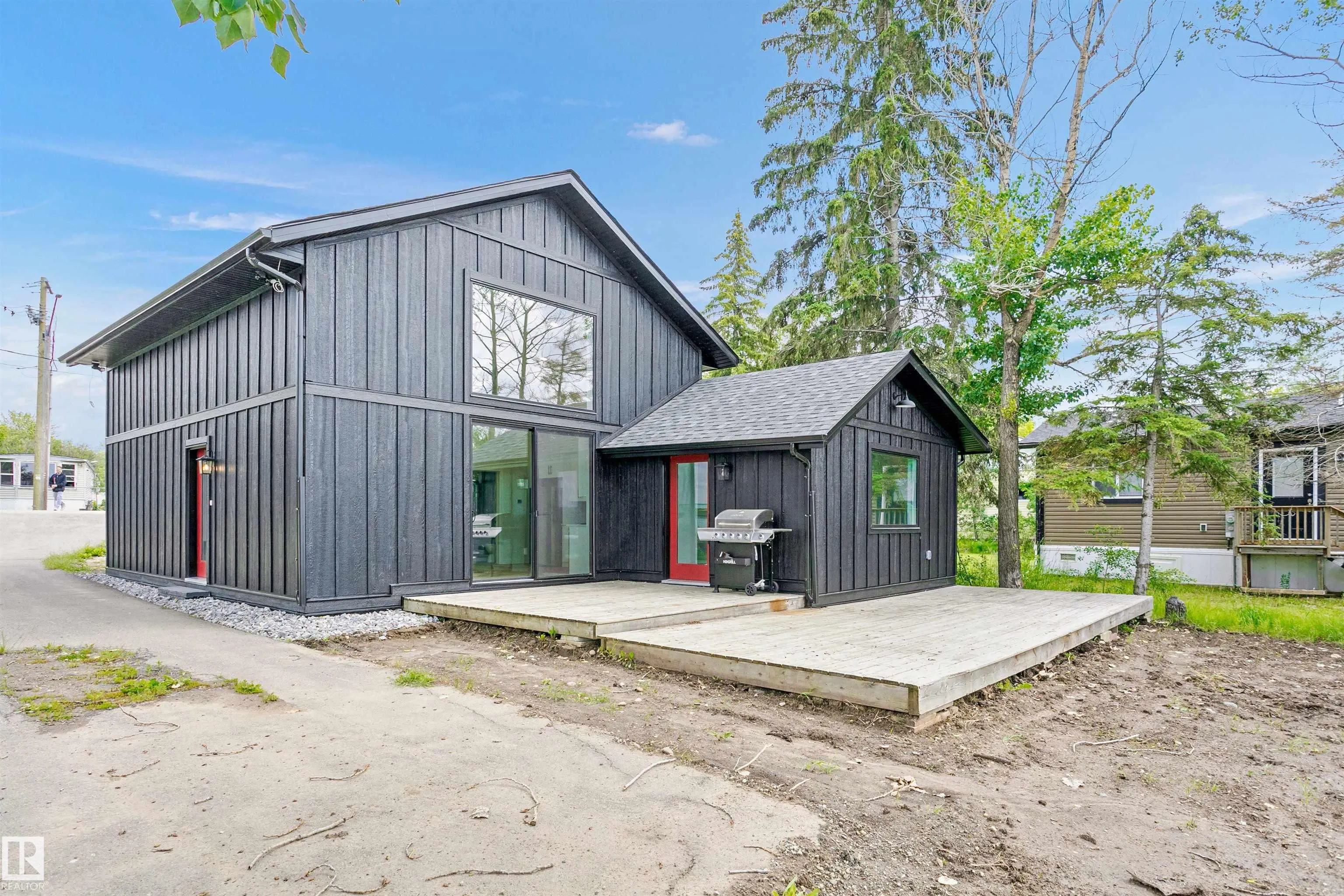 24, 55022 STE. ANNE Trail