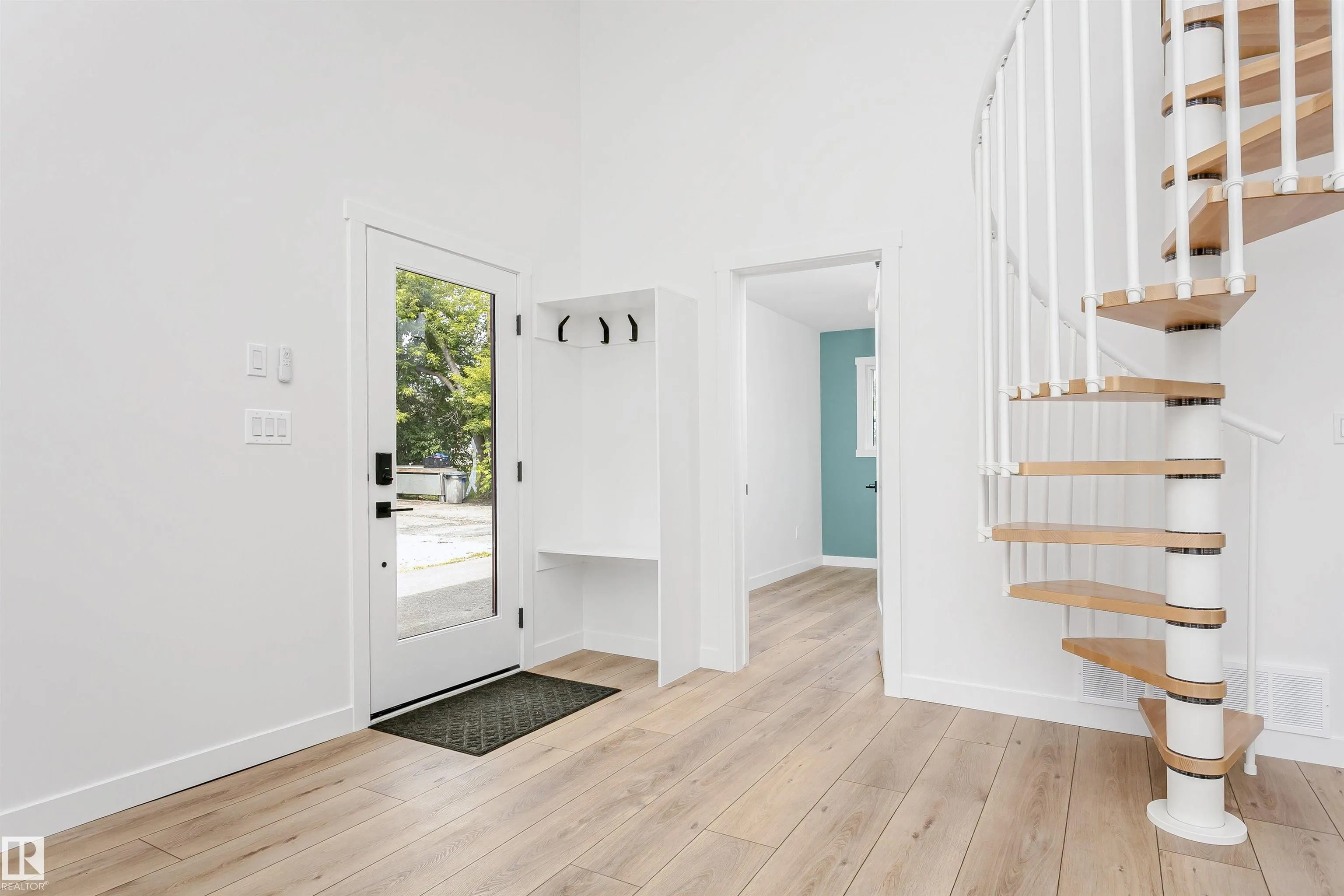 24, 55022 STE. ANNE Trail