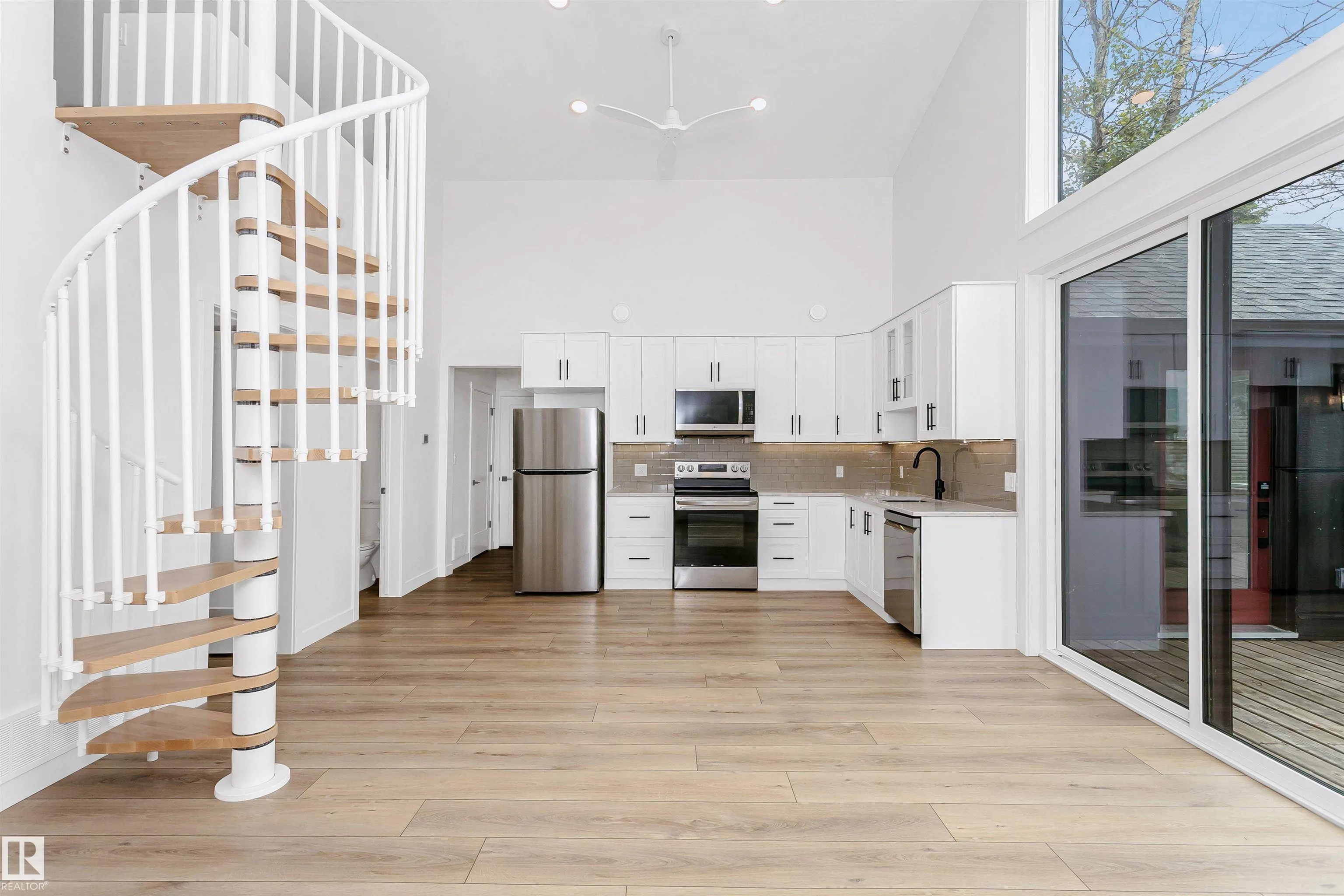 24, 55022 STE. ANNE Trail
