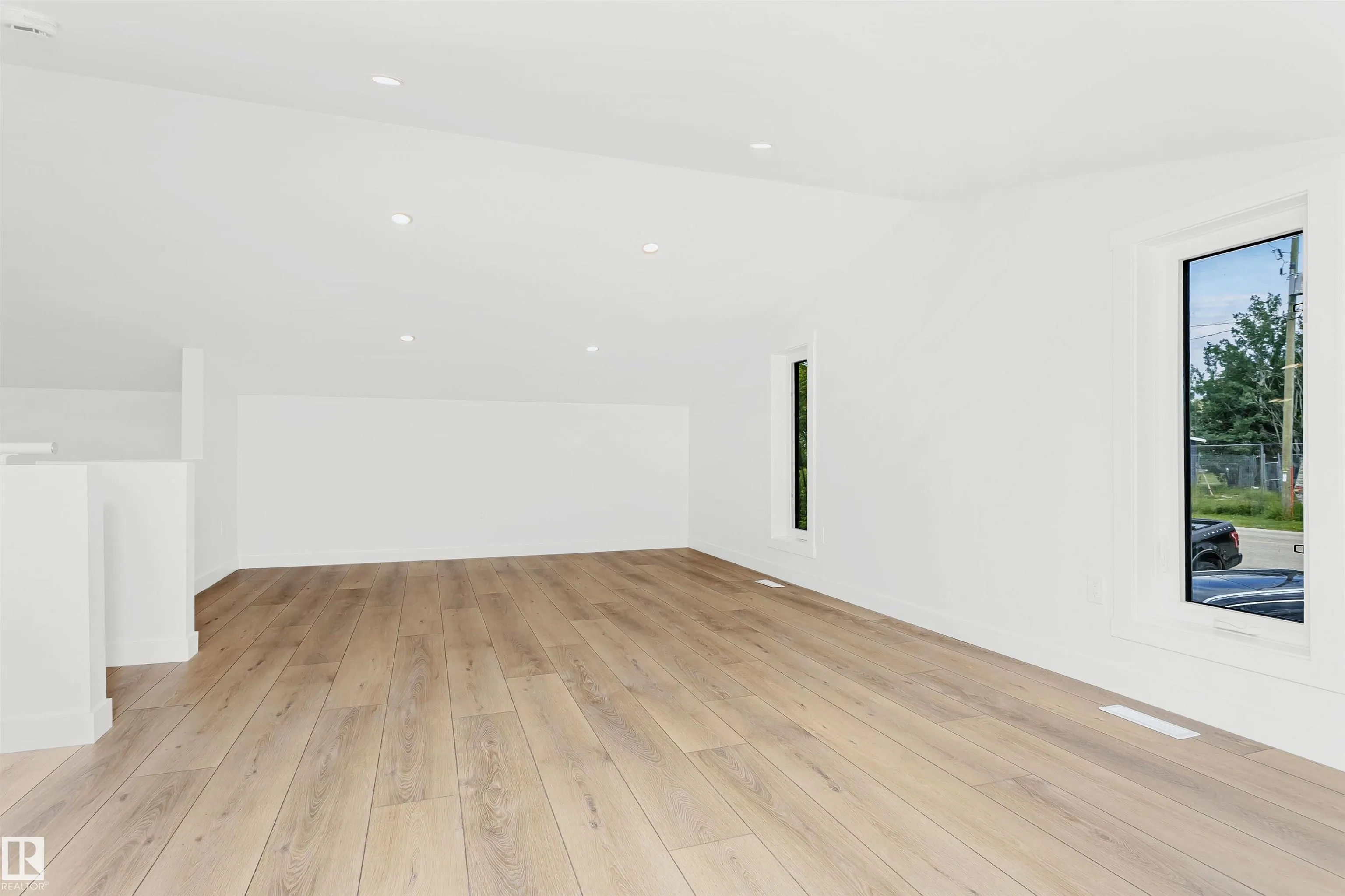 24, 55022 STE. ANNE Trail