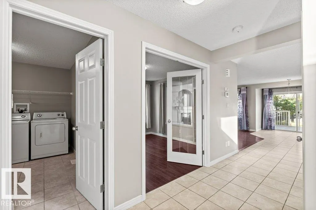 7011 STROM Lane