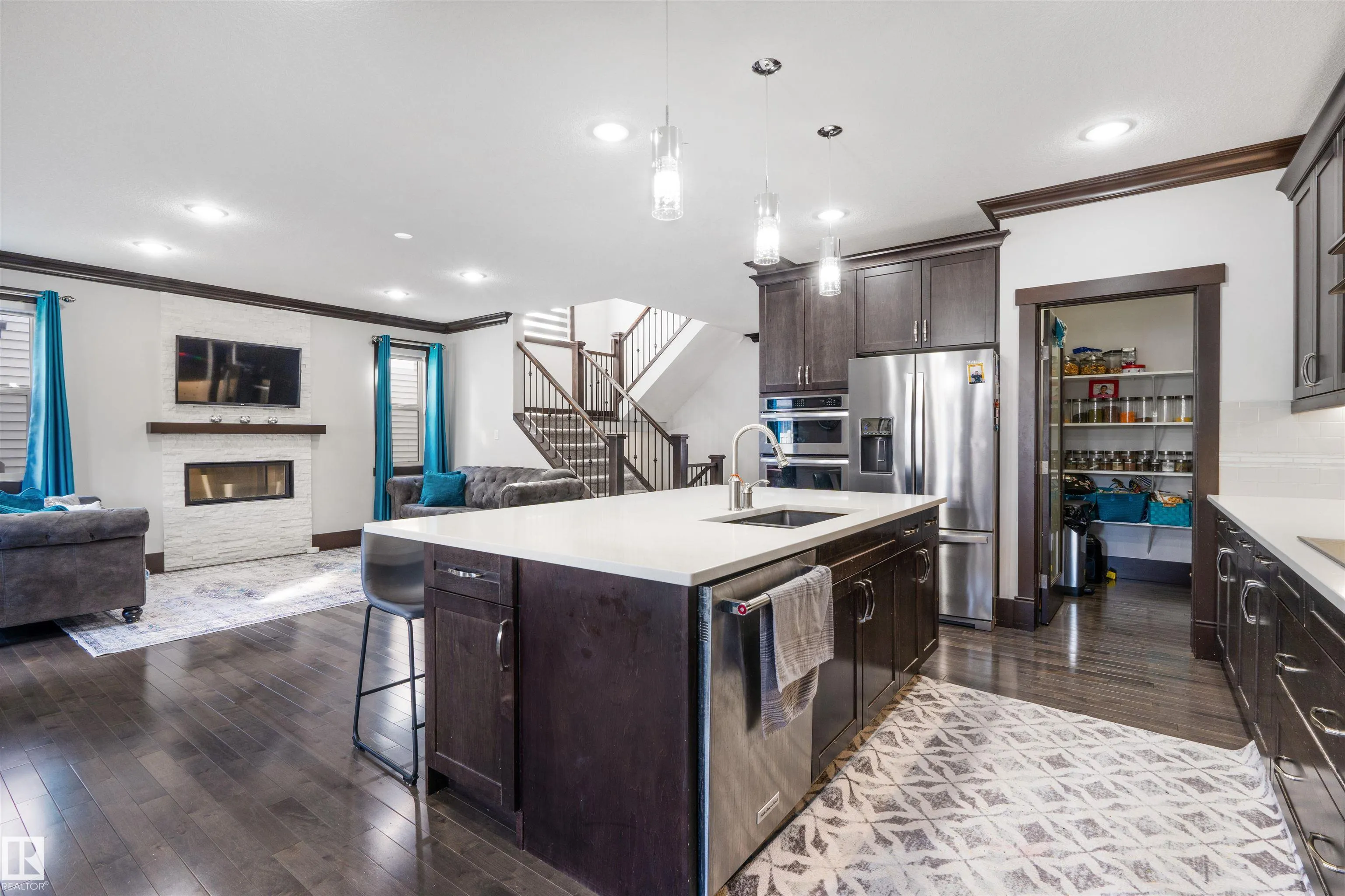3223 ALLAN Way