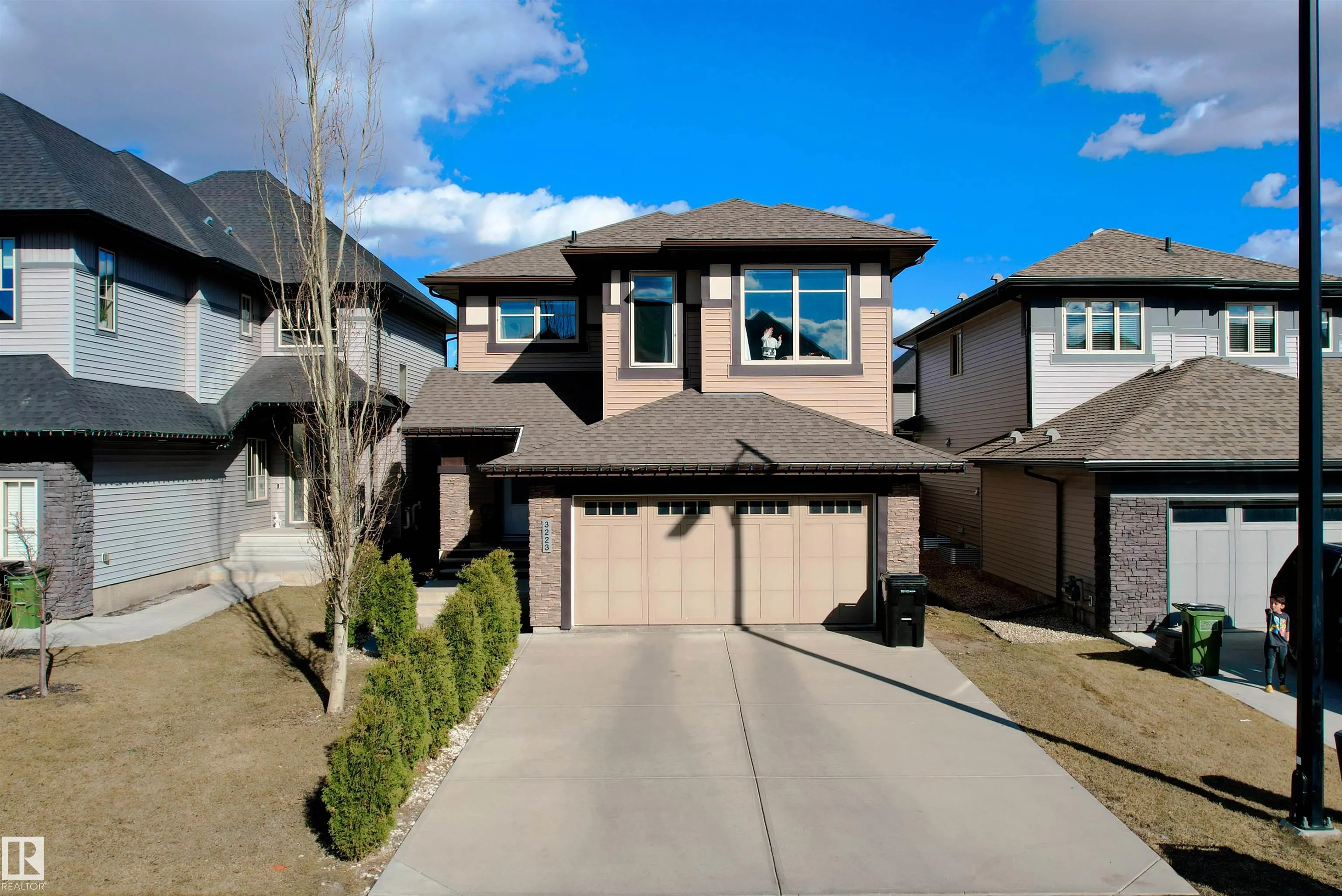 3223 ALLAN Way