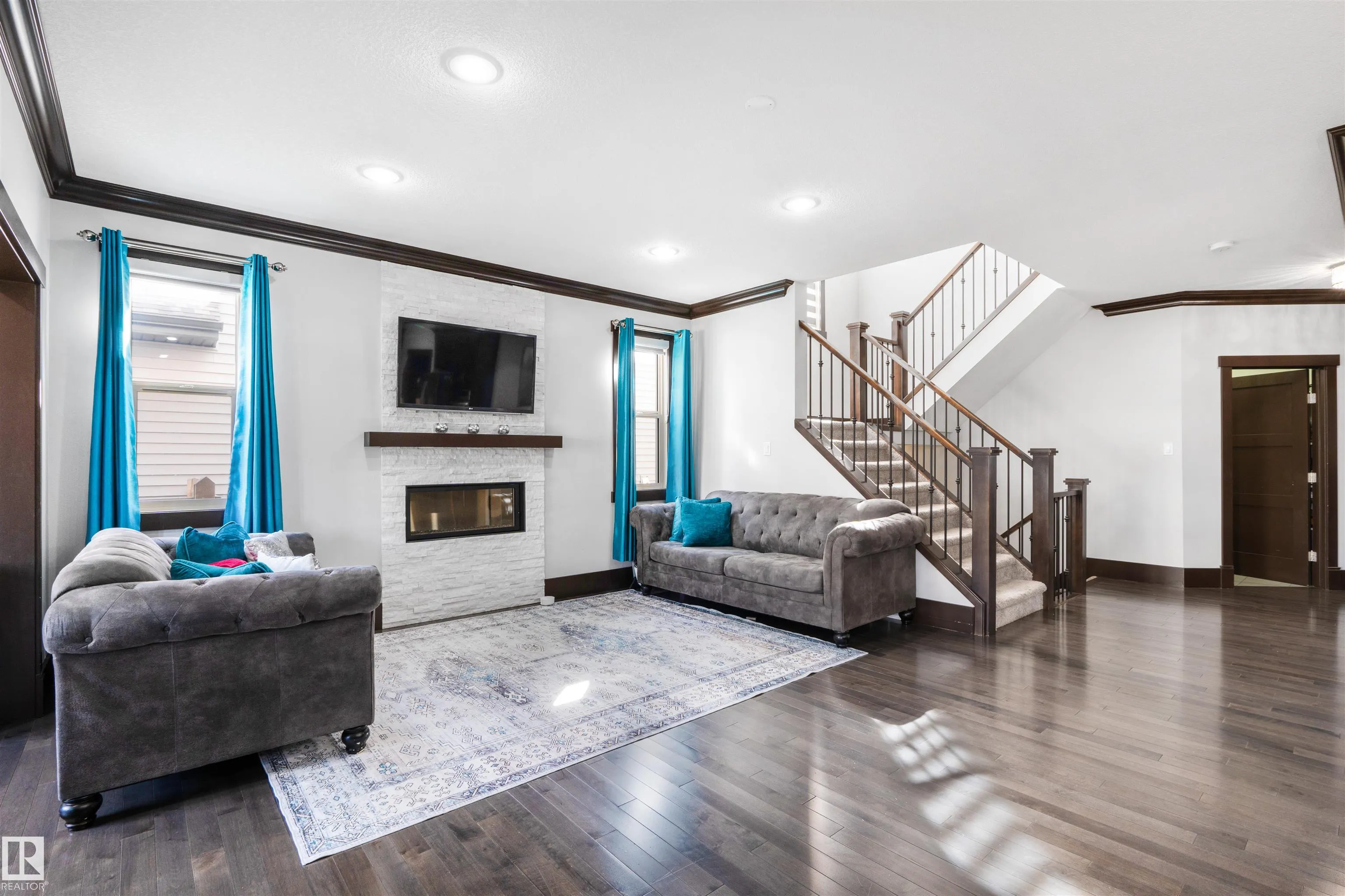 3223 ALLAN Way