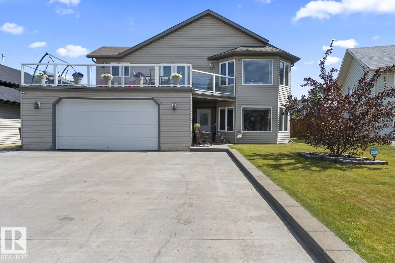 706 GROUSE Close