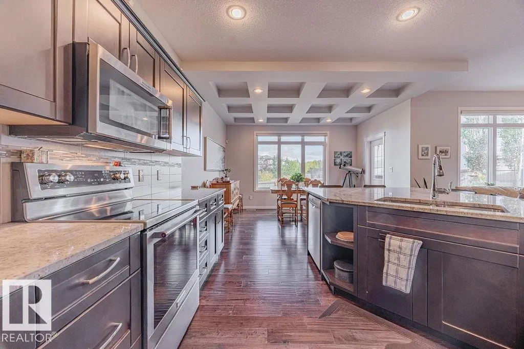 1019 COOPERS HAWK Link