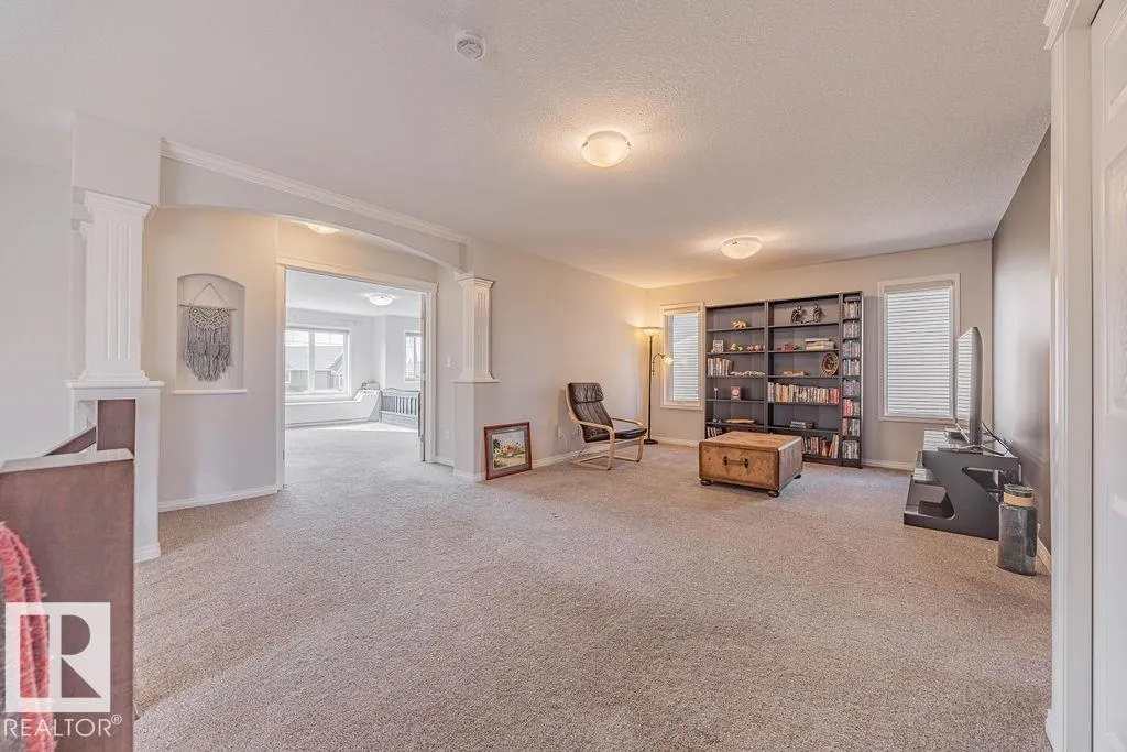 1019 COOPERS HAWK Link