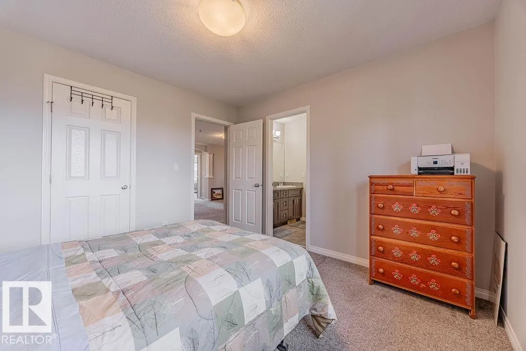 1019 COOPERS HAWK Link