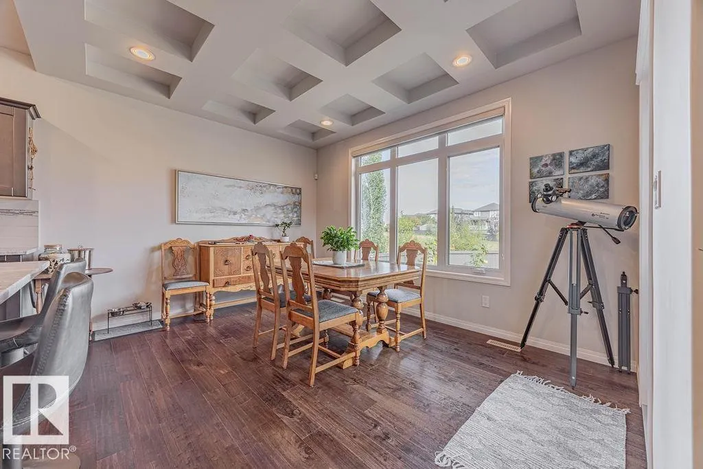 1019 COOPERS HAWK Link