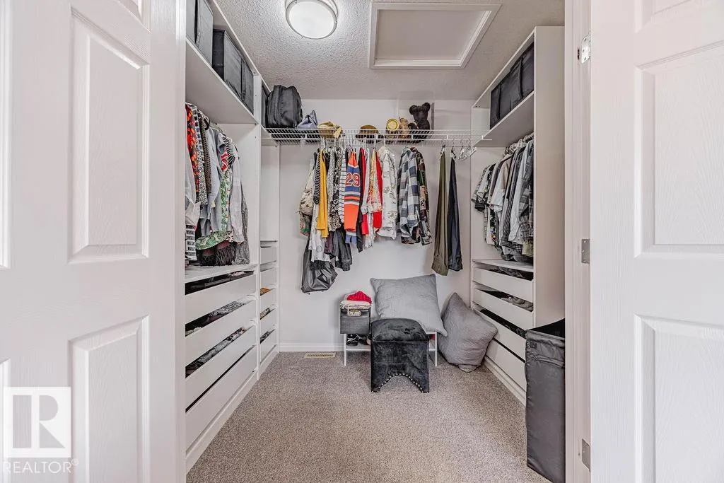 1019 COOPERS HAWK Link