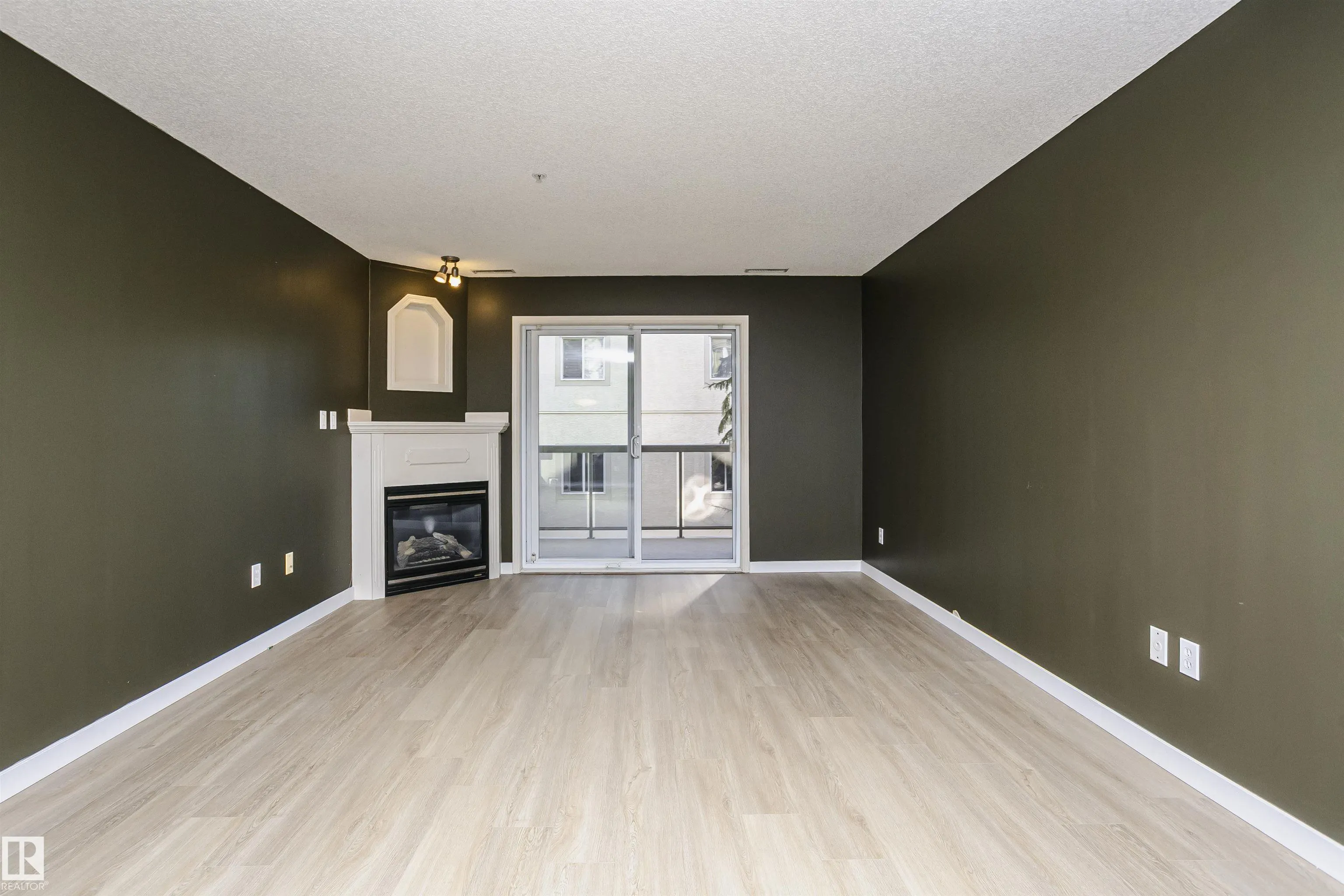 279 SUDER GREENS Drive