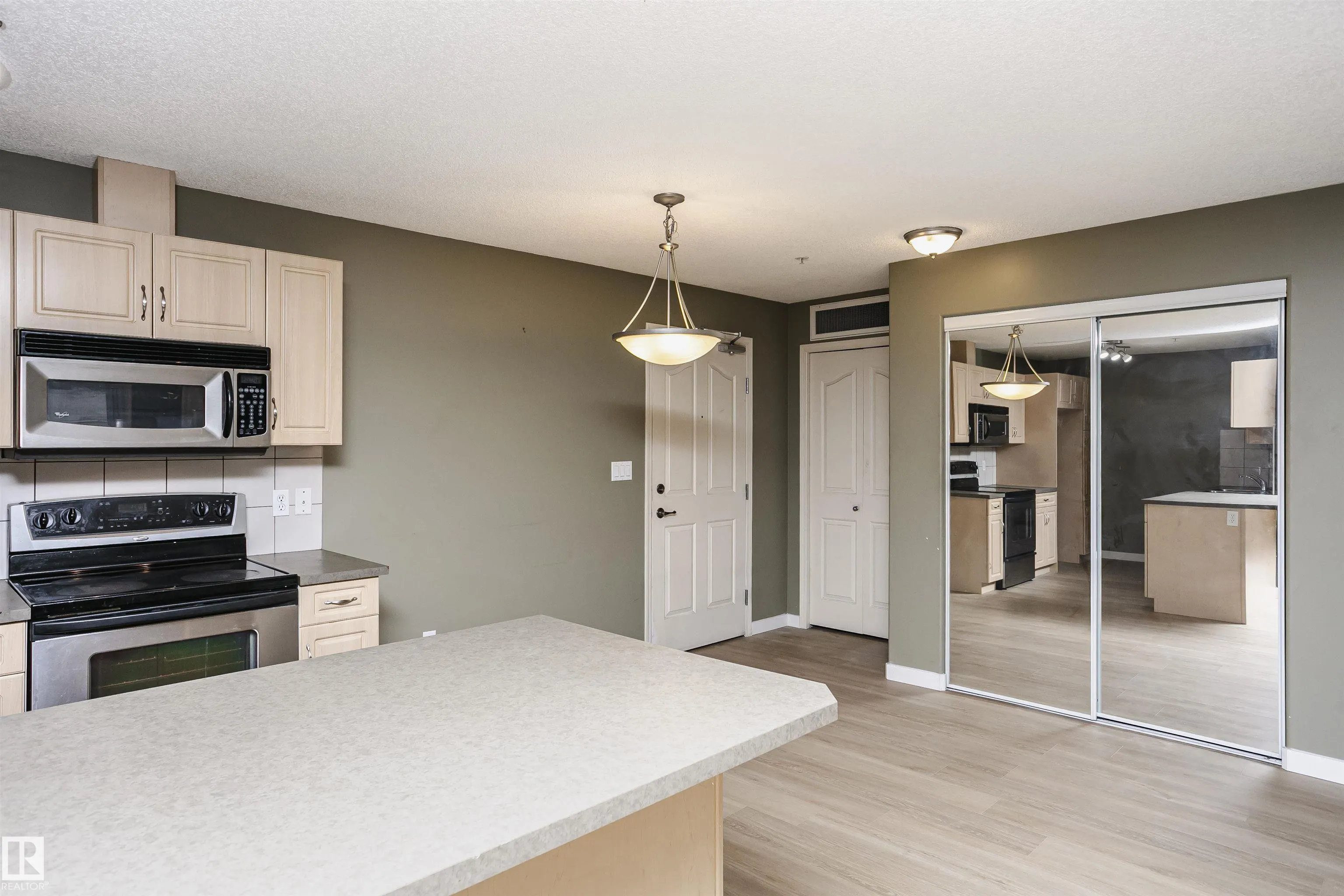 279 SUDER GREENS Drive