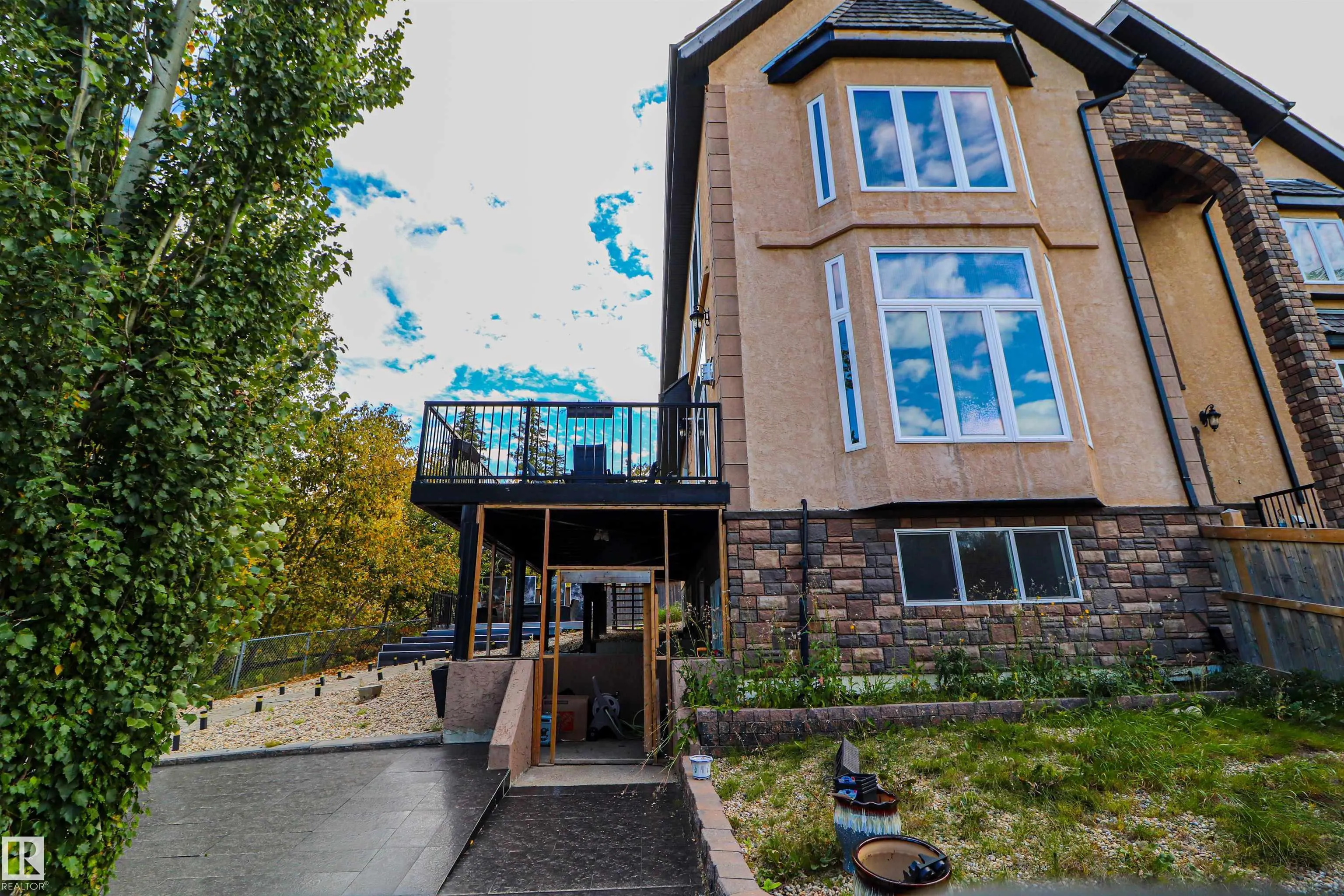 47 BLACKBURN Drive