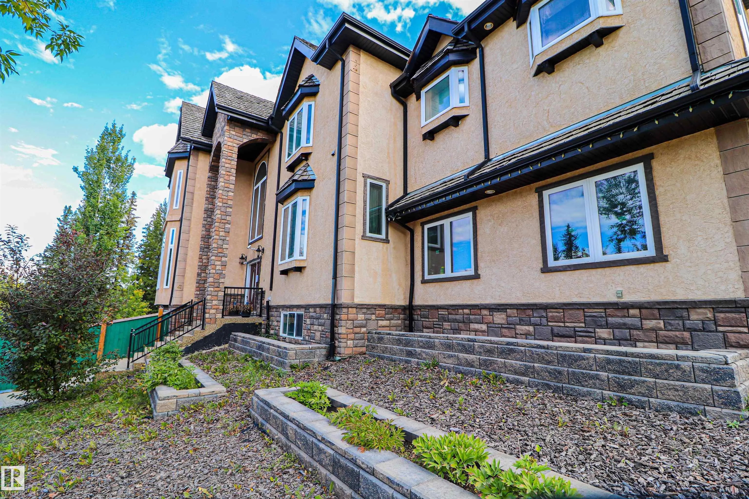 47 BLACKBURN Drive