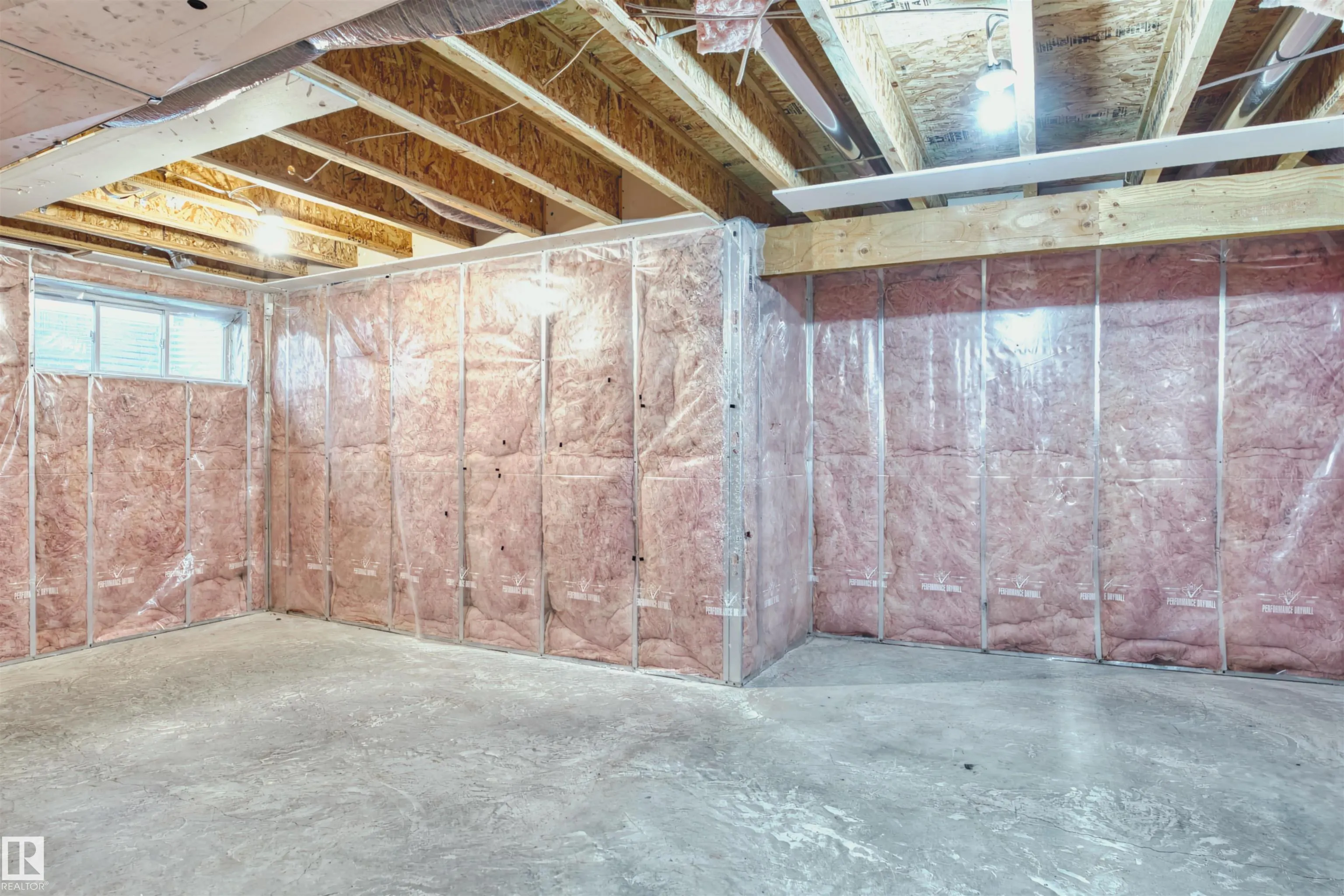 2727 ANDERSON Crescent