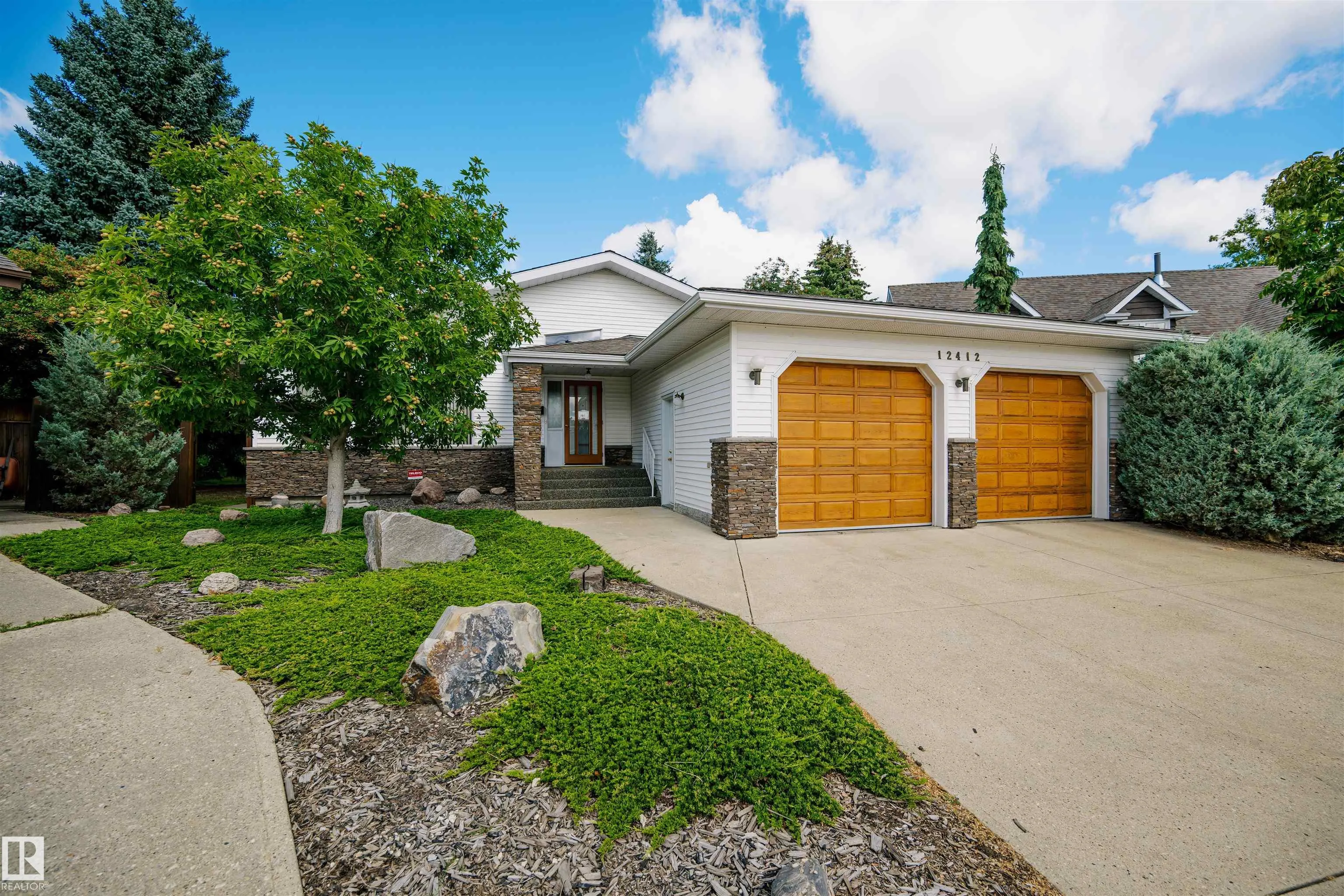 12412 28 Avenue