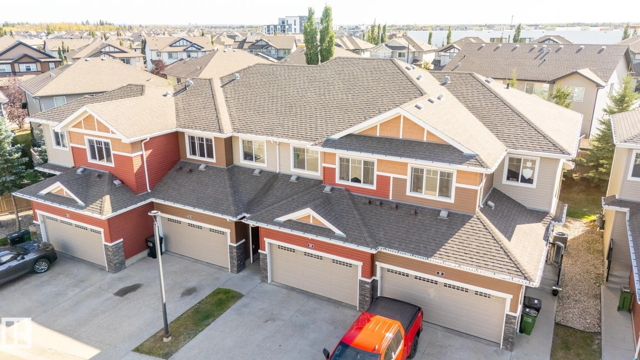 3103 HILTON Drive