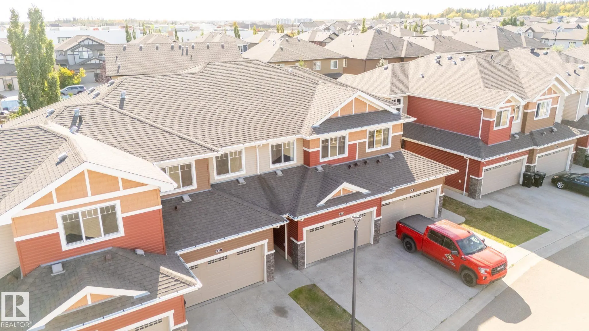 3103 HILTON Drive