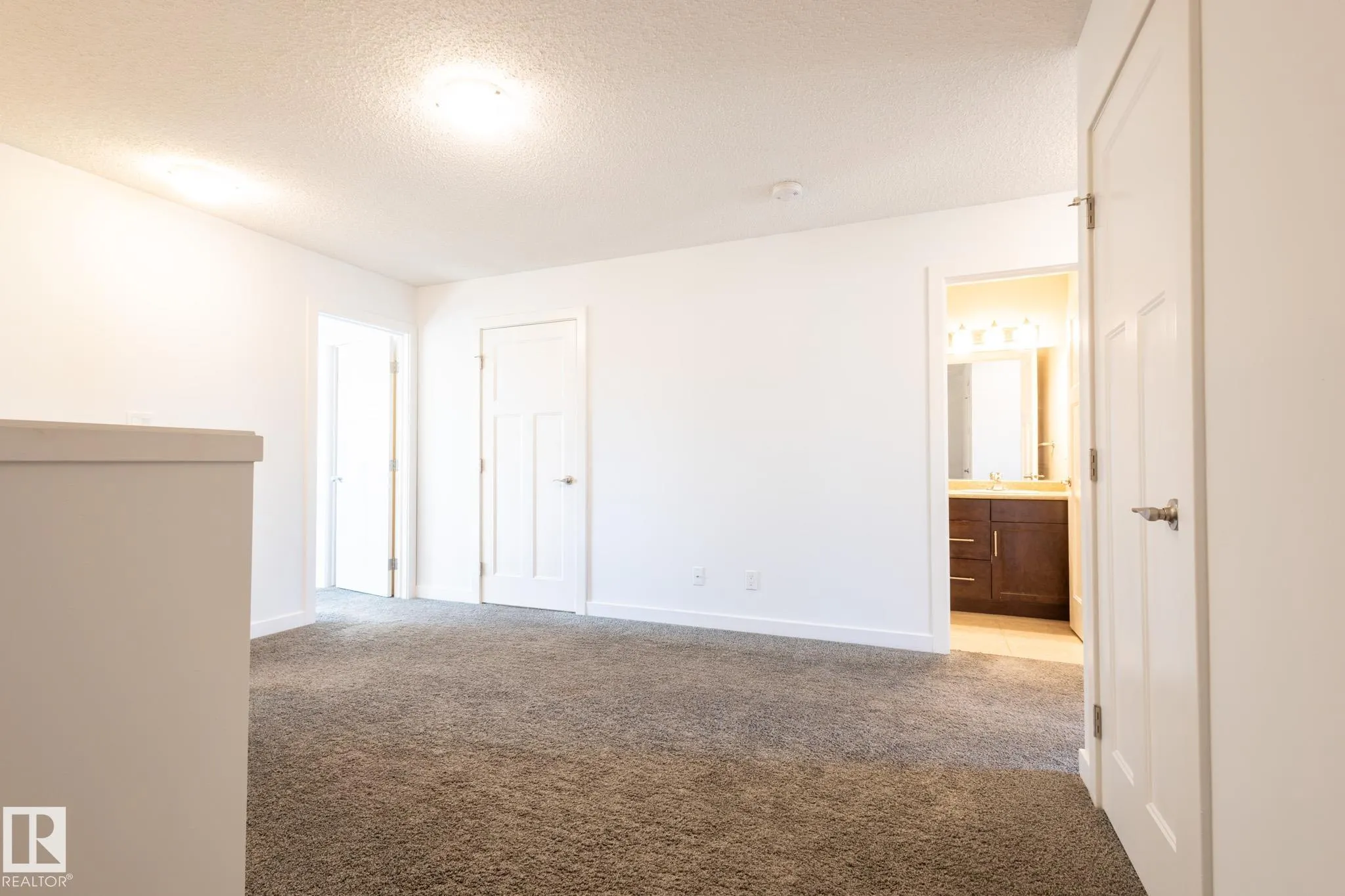 3103 HILTON Drive